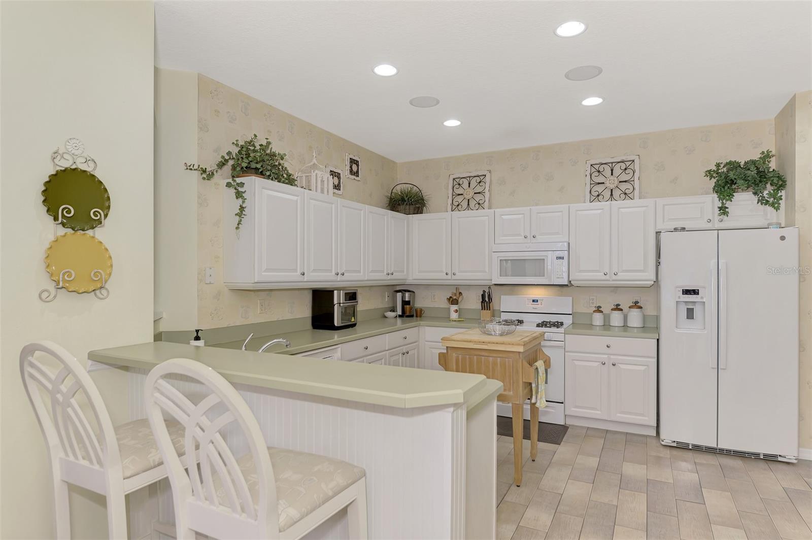 Image 19 of 51 For 4259 Whispering Oaks Drive