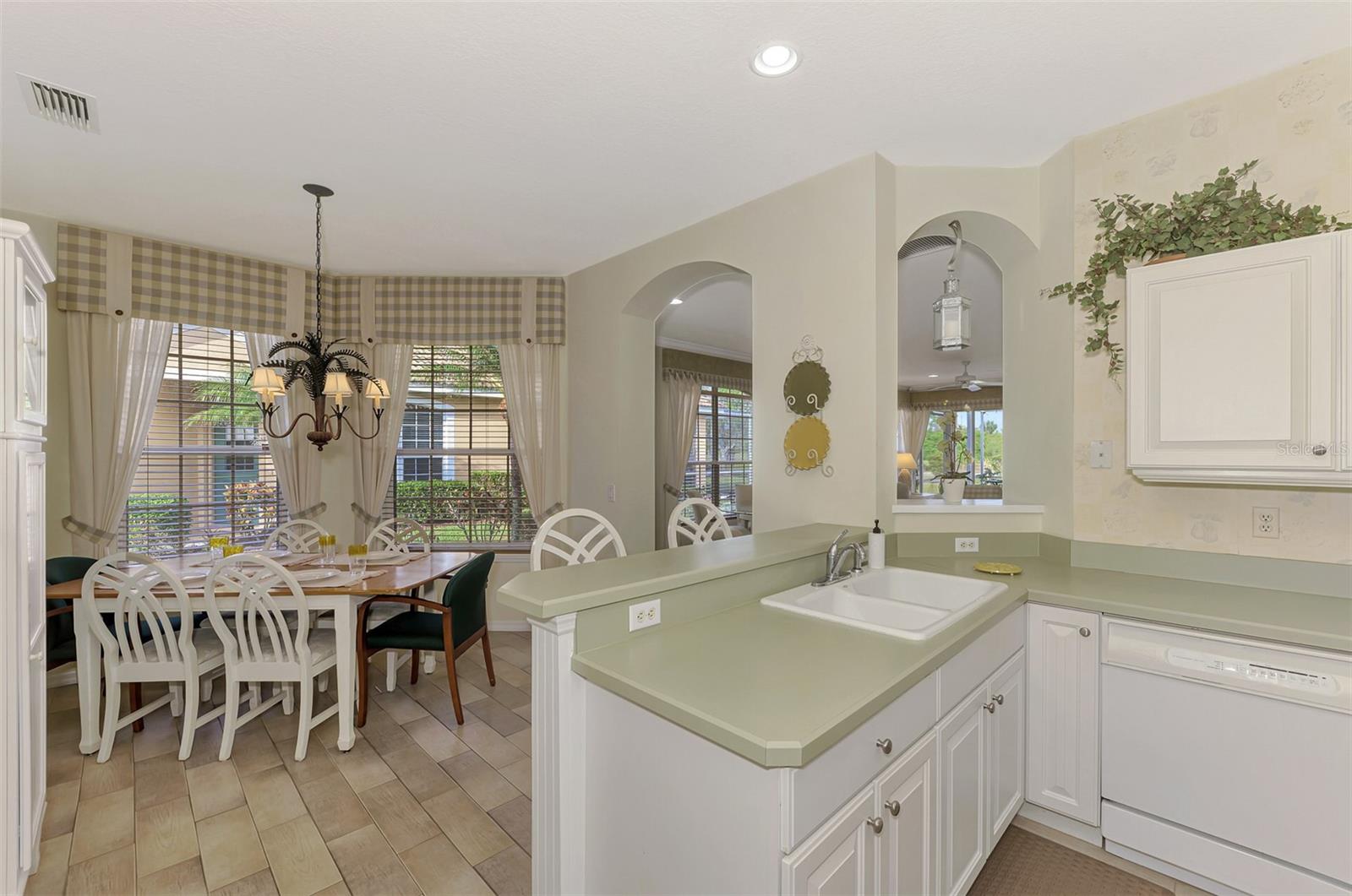 Image 26 of 51 For 4259 Whispering Oaks Drive