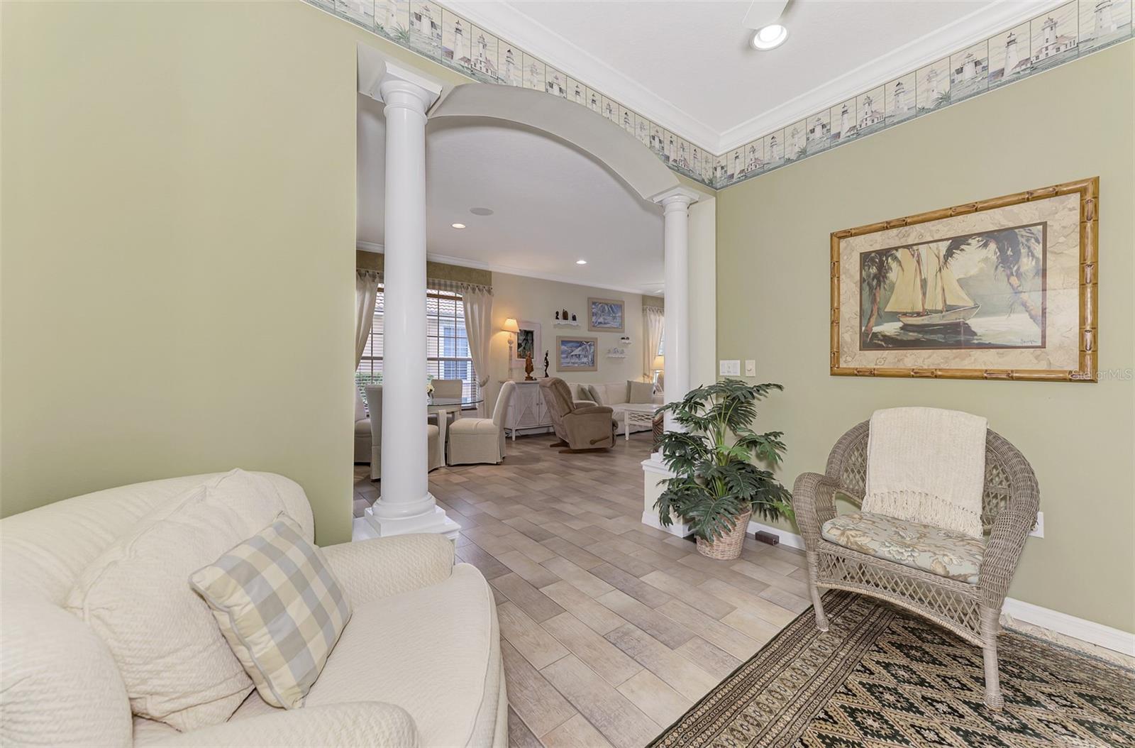 Image 34 of 51 For 4259 Whispering Oaks Drive