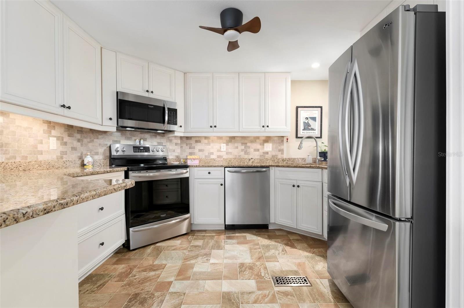 Image 12 of 41 For 5781 Sunflower Road