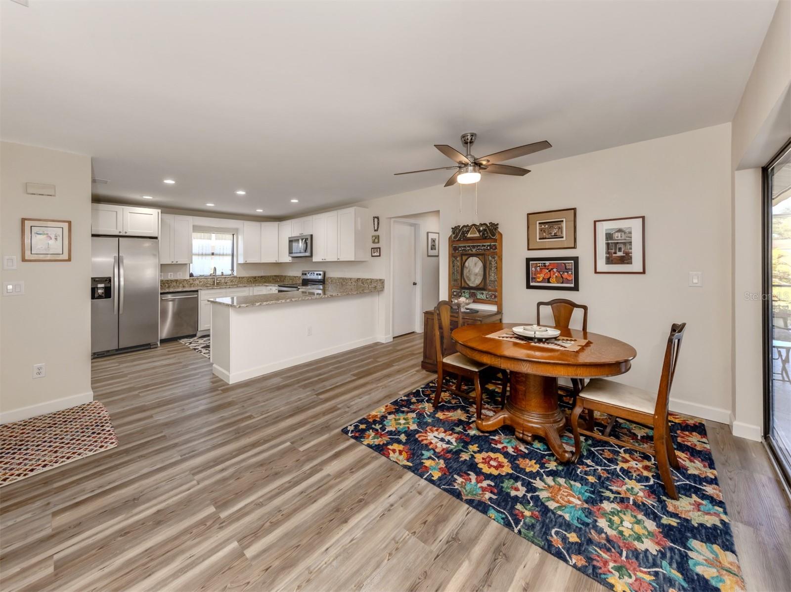 Image 15 of 74 For 4060 Barbary Lane