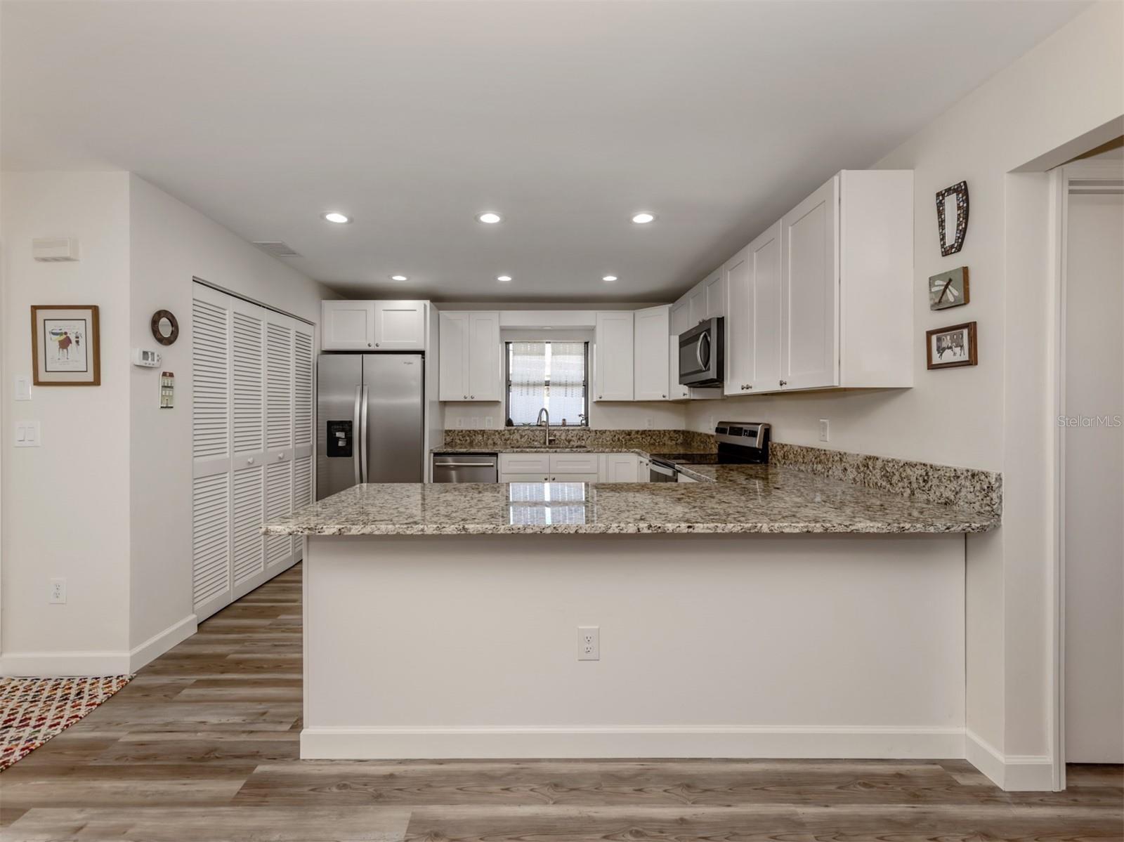 Image 16 of 74 For 4060 Barbary Lane