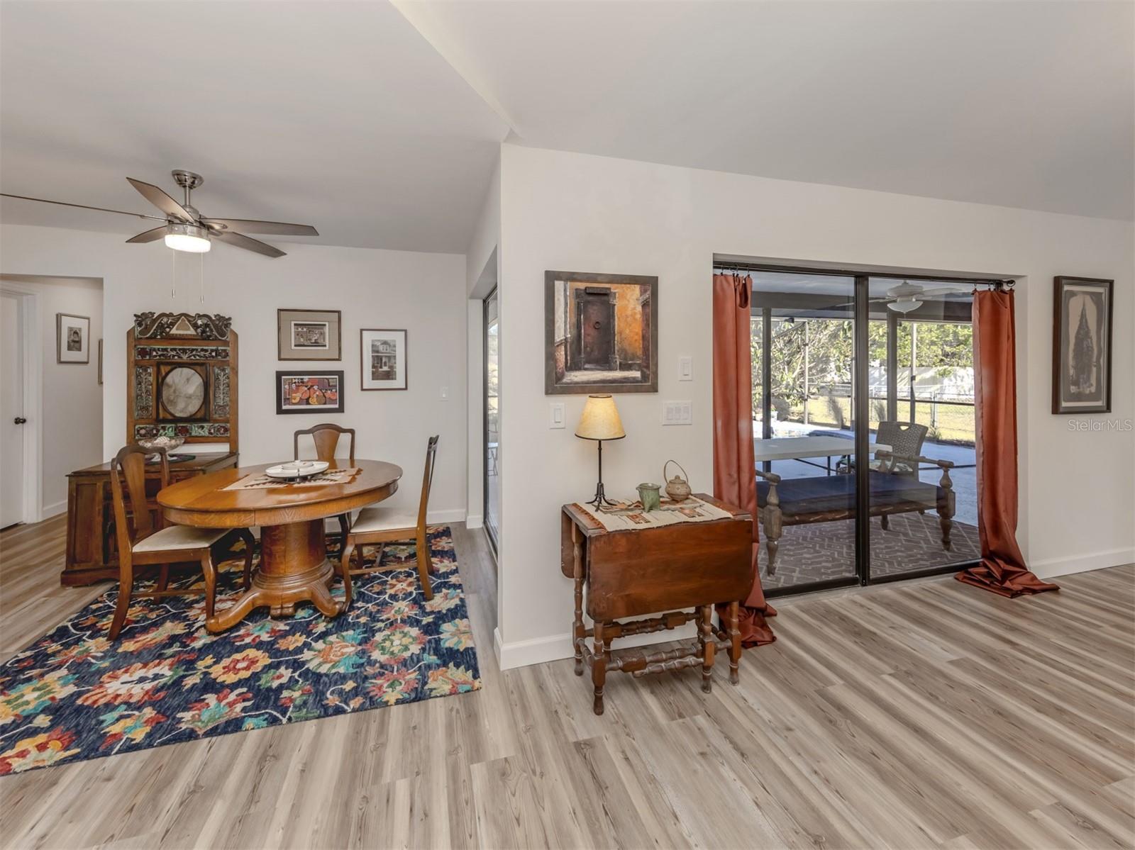 Image 22 of 74 For 4060 Barbary Lane