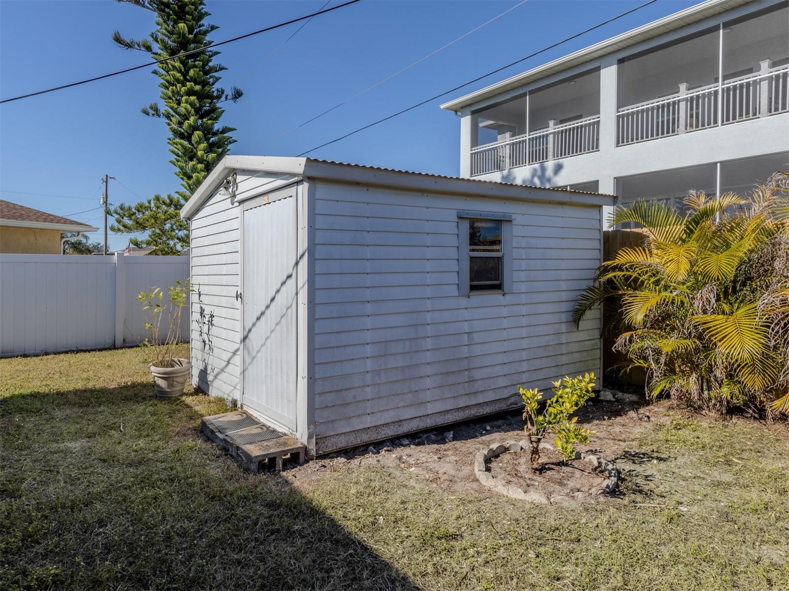 Image 30 of 74 For 4060 Barbary Lane