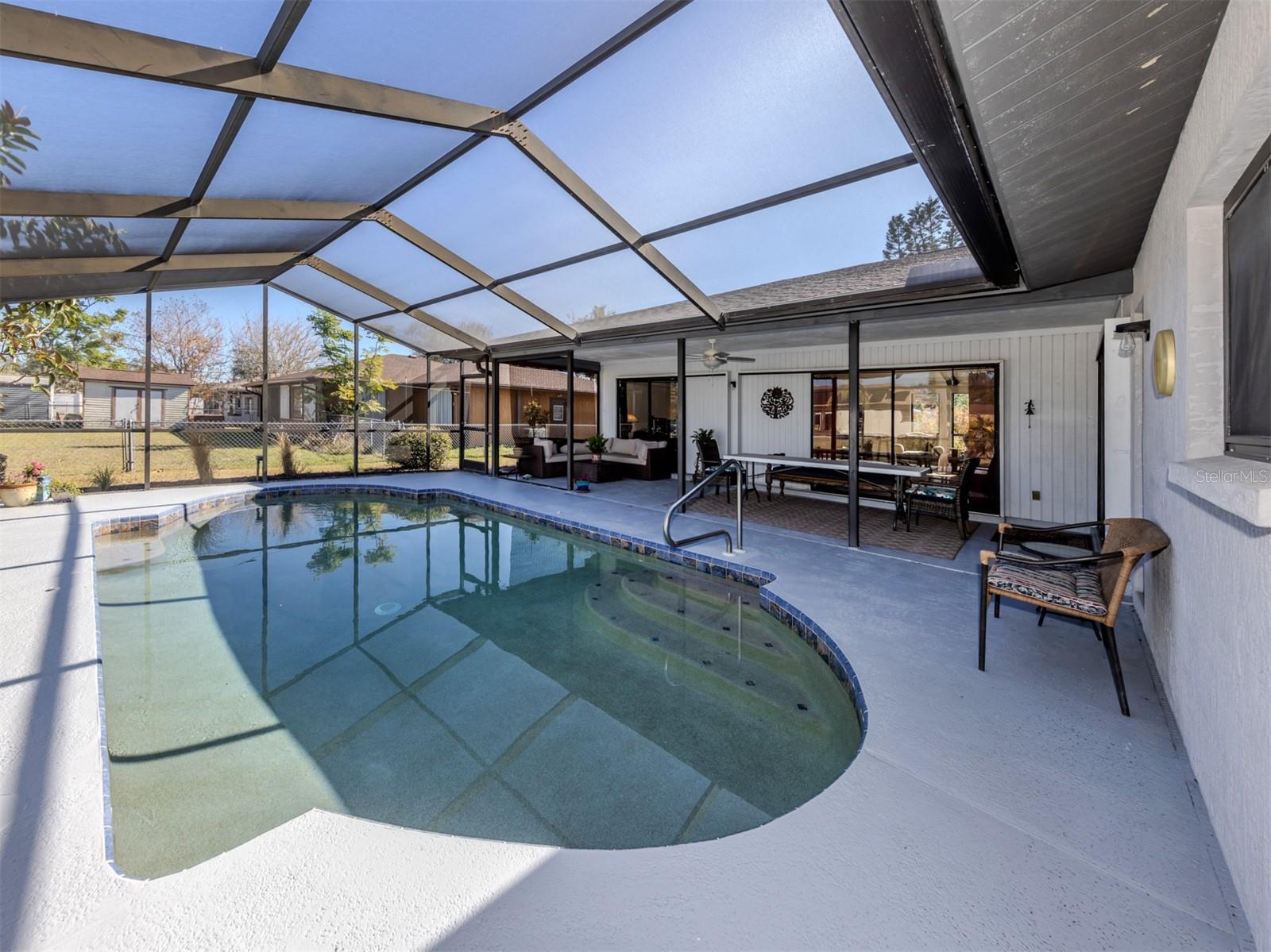 Image 7 of 74 For 4060 Barbary Lane