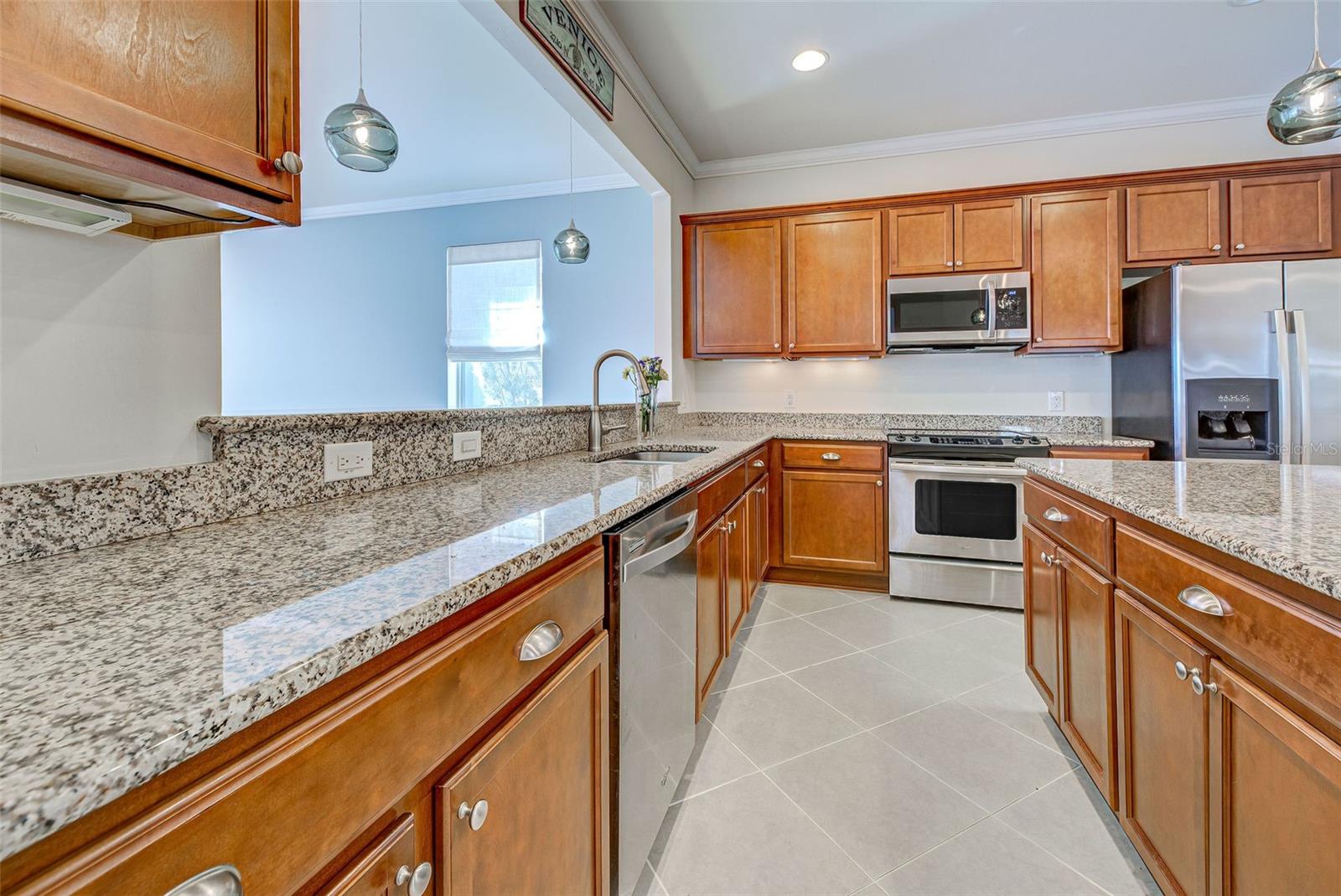 Image 13 of 100 For 19374 Rizzuto Street