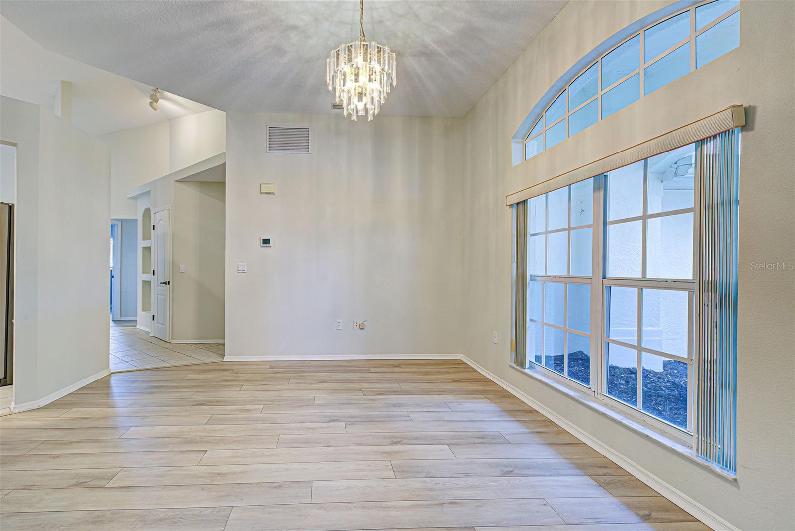 Image 10 of 64 For 339 Meadow Beauty Court