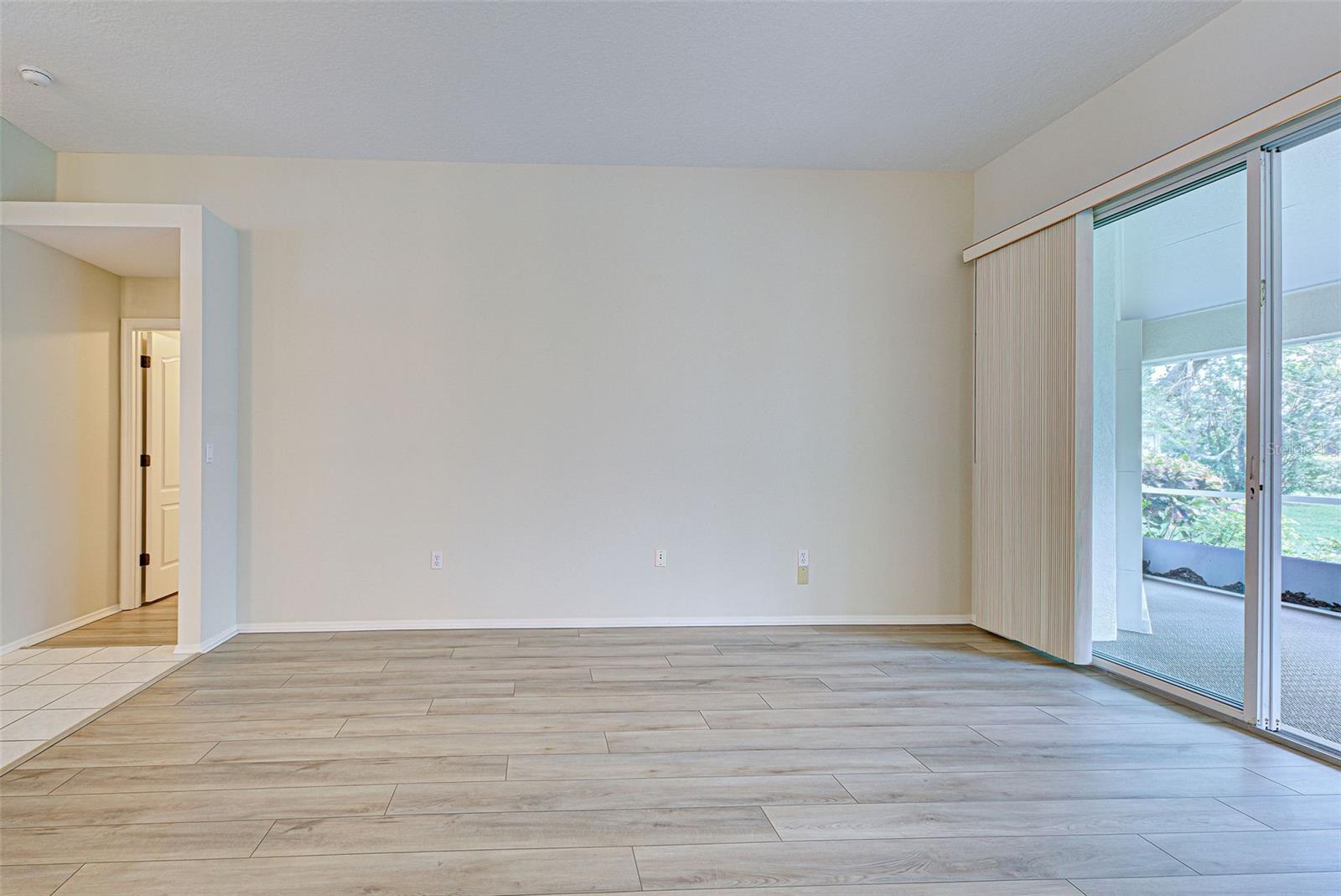 Image 13 of 64 For 339 Meadow Beauty Court