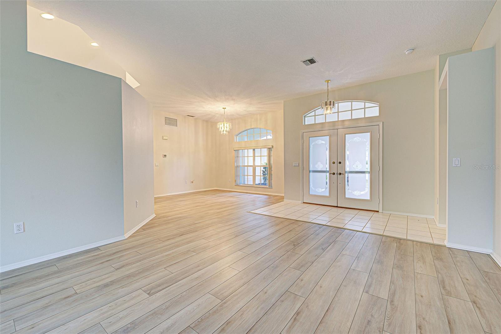 Image 17 of 64 For 339 Meadow Beauty Court