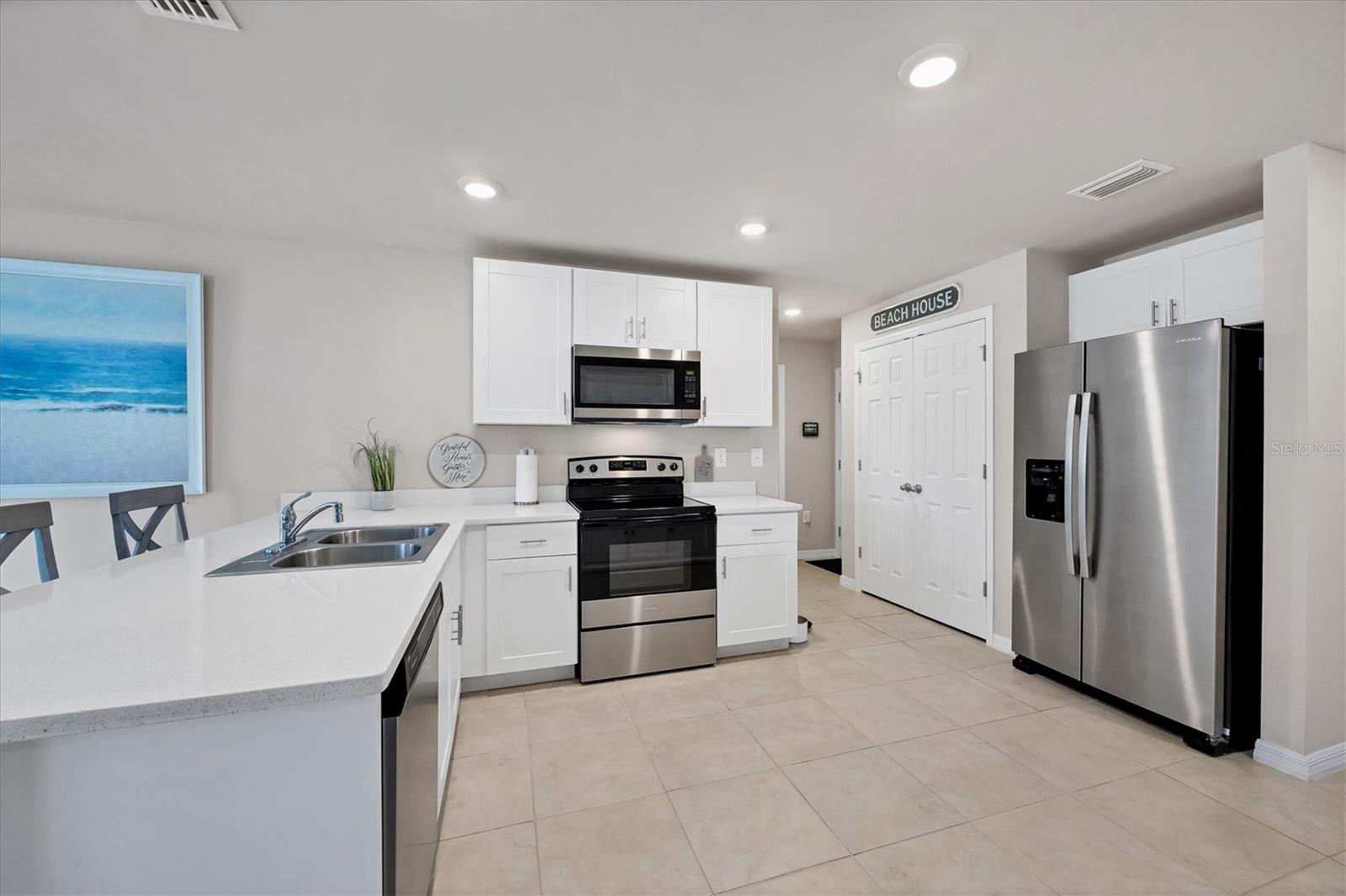 Image 3 of 32 For 5550 Eyerly Terrace
