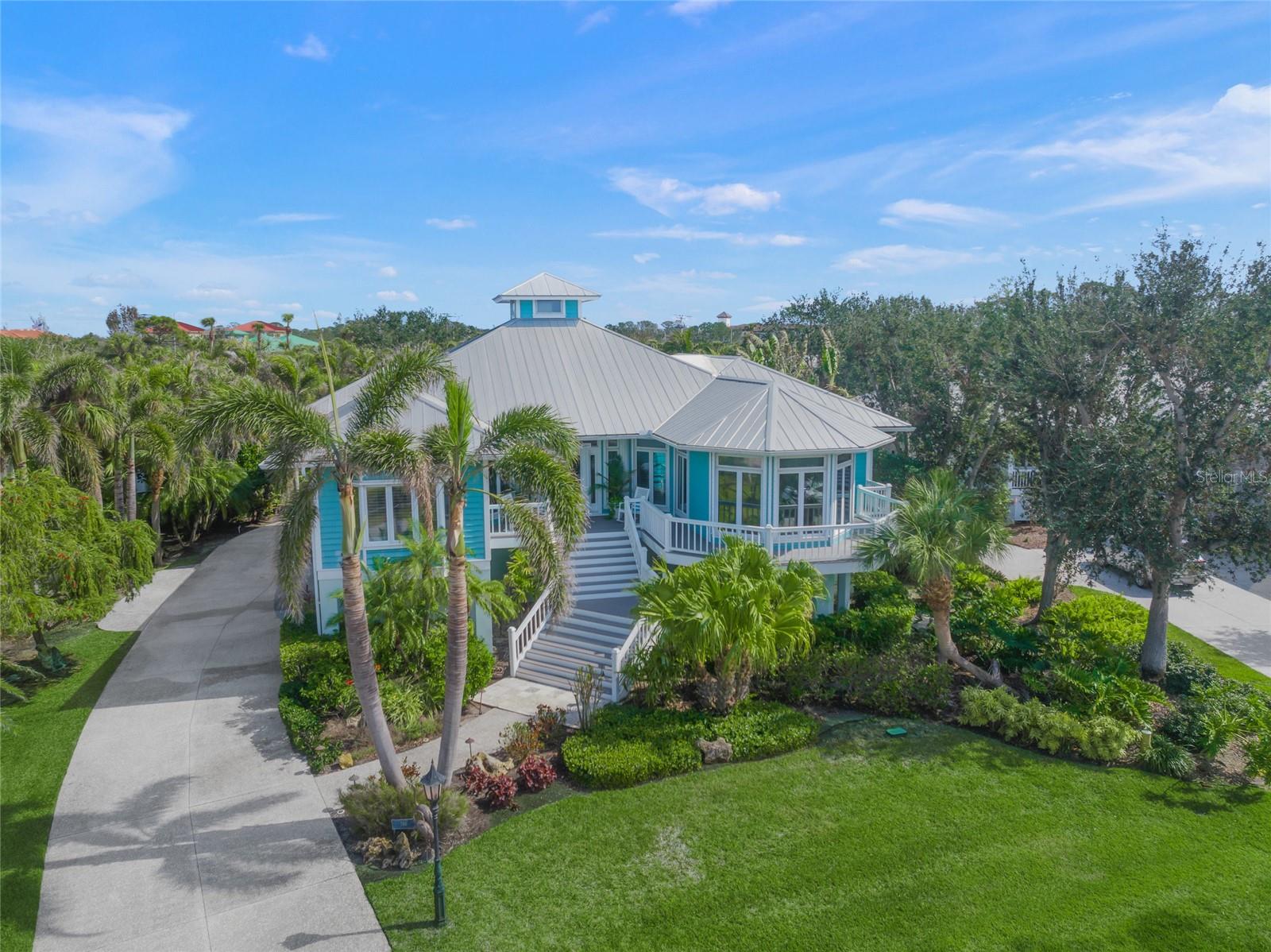 Details for 746 Eagle Point Drive, VENICE, FL 34285