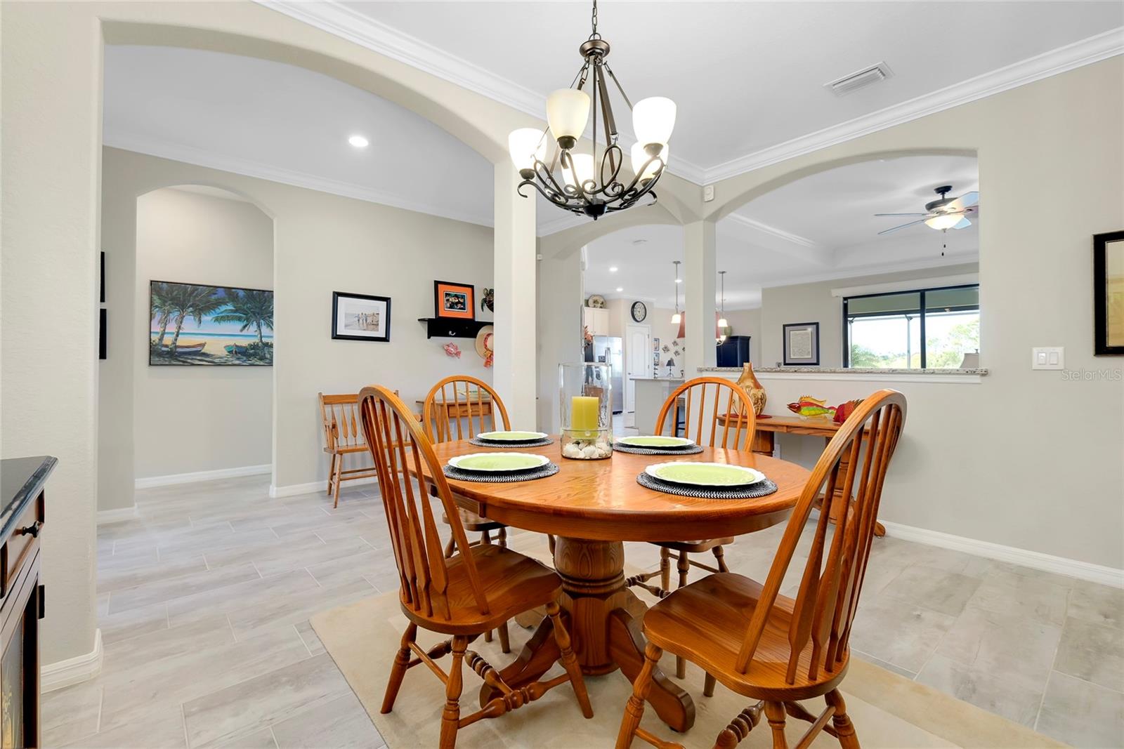 Listing photo id 10 for 13730 Vancanza
