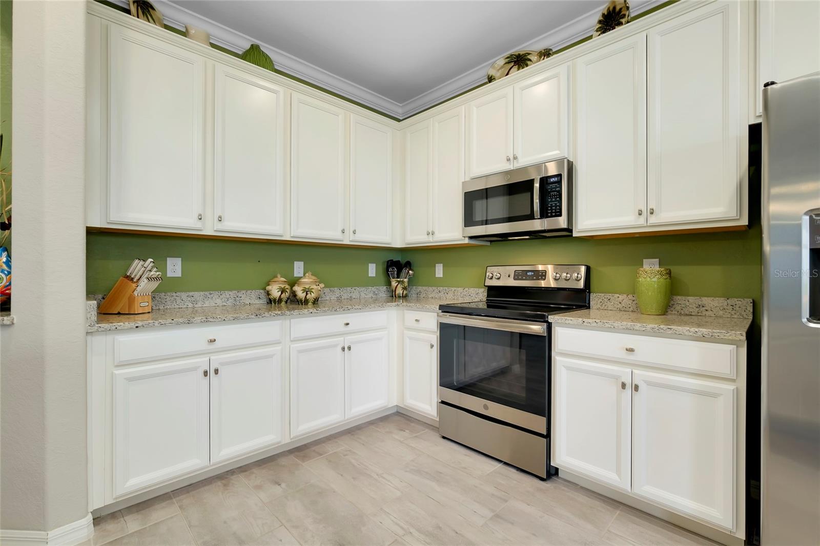 Listing photo id 25 for 13730 Vancanza