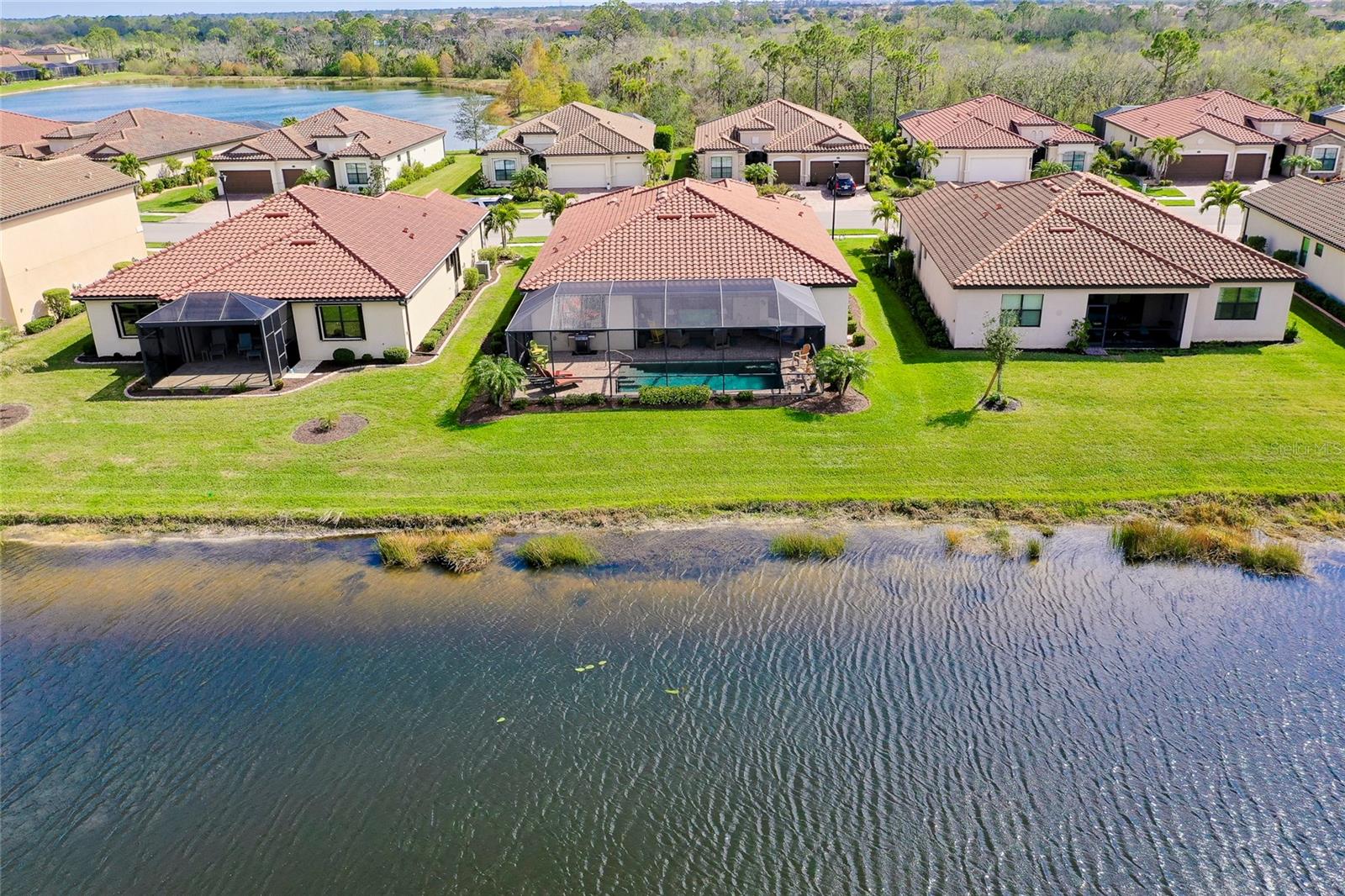 Listing photo id 65 for 13730 Vancanza