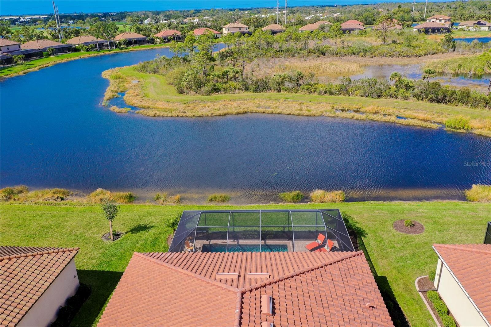 Listing photo id 66 for 13730 Vancanza