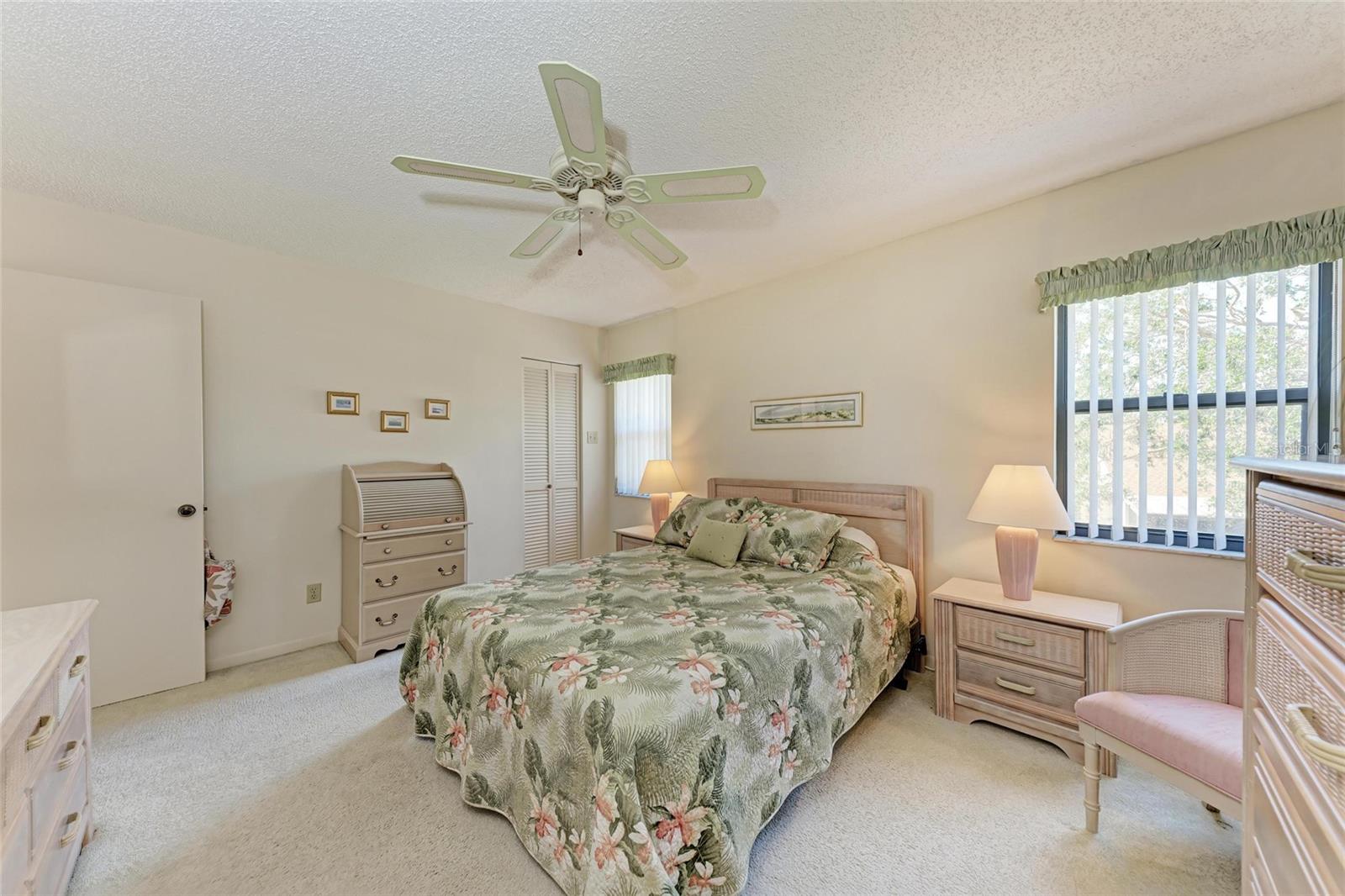 Image 28 of 53 For 630 Bird Bay Drive E 208
