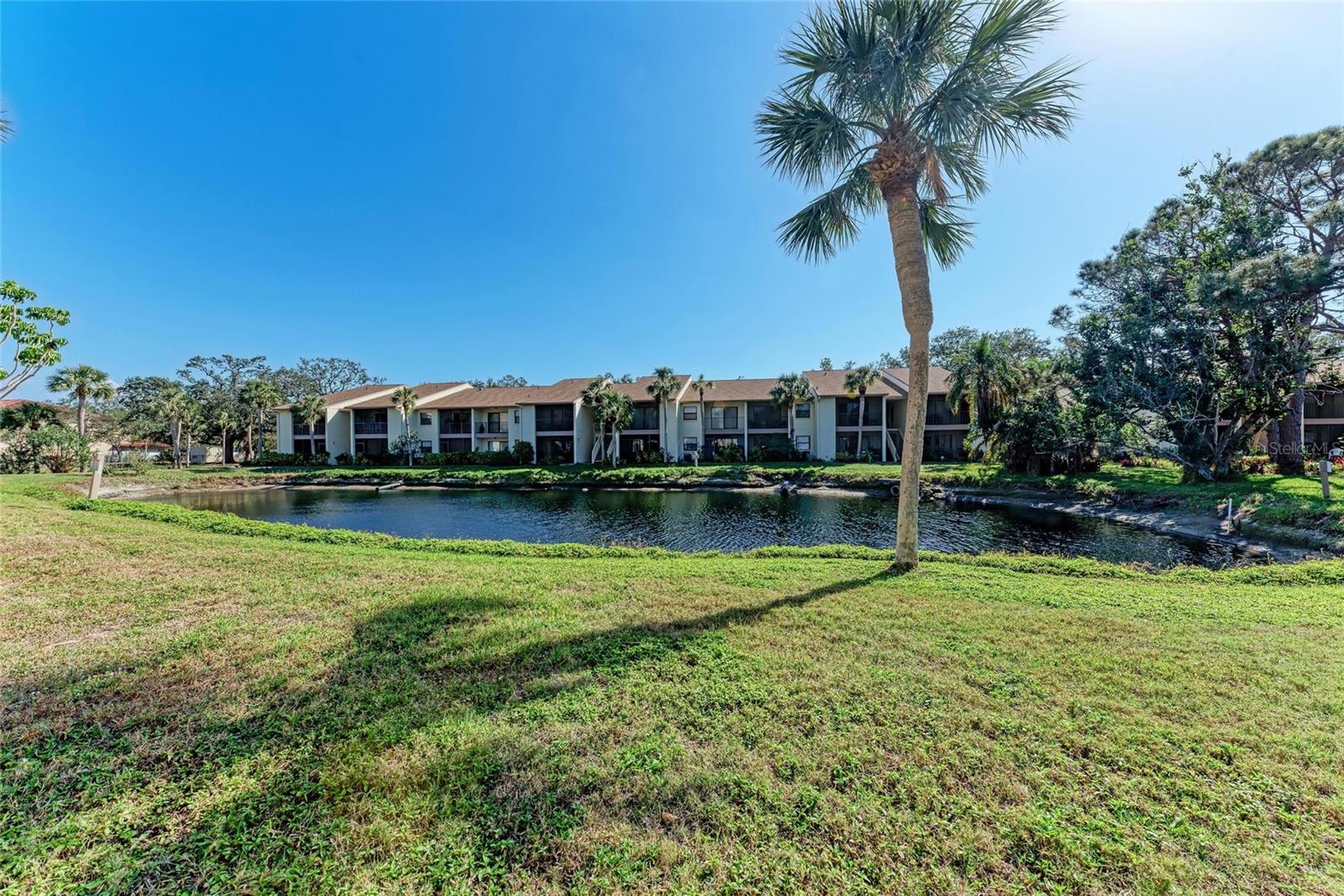 Image 38 of 53 For 630 Bird Bay Drive E 208