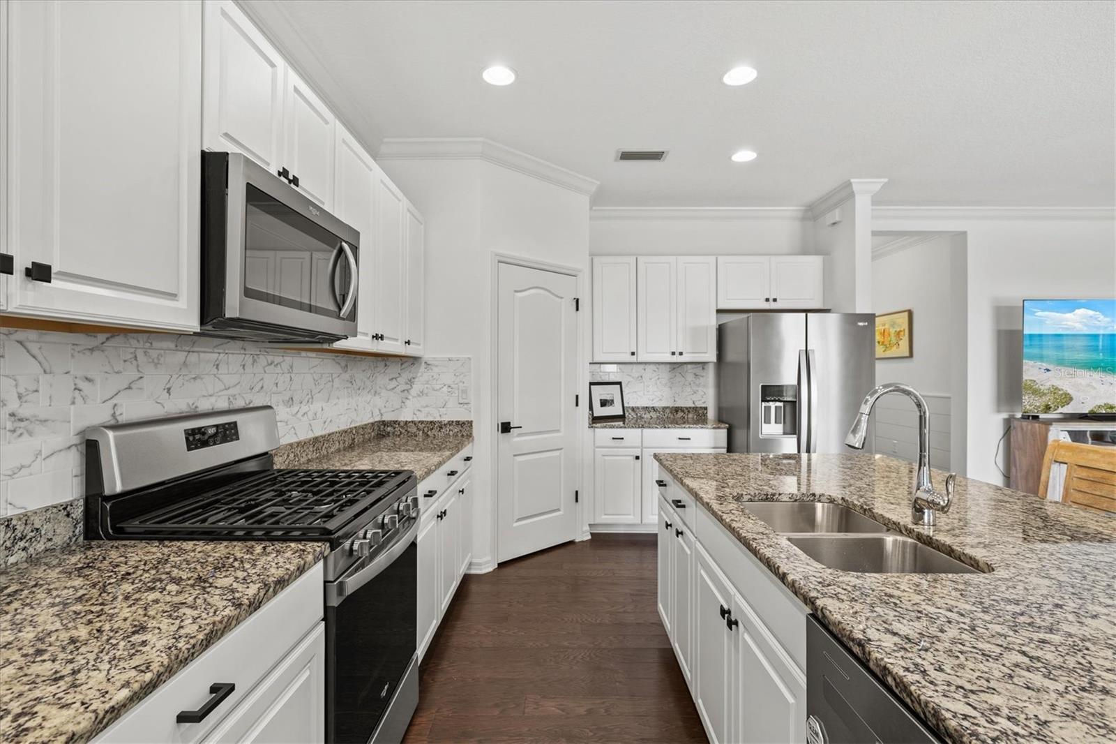 Image 14 of 83 For 351 Carlino Drive