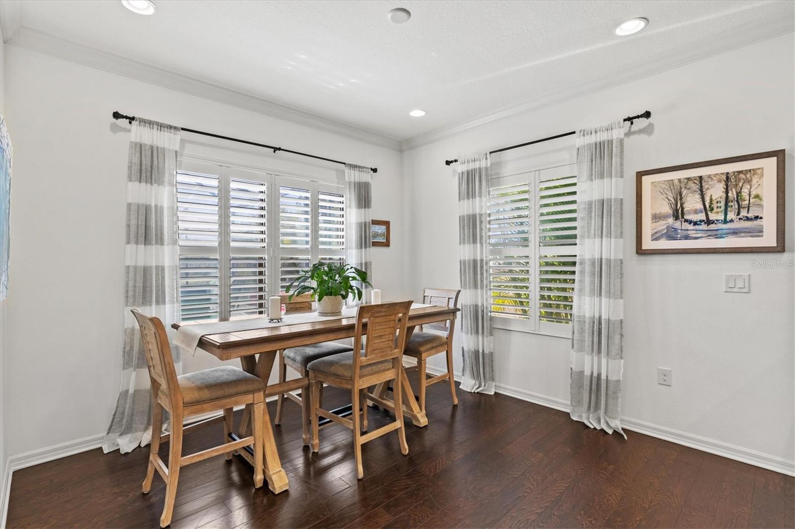 Image 17 of 83 For 351 Carlino Drive
