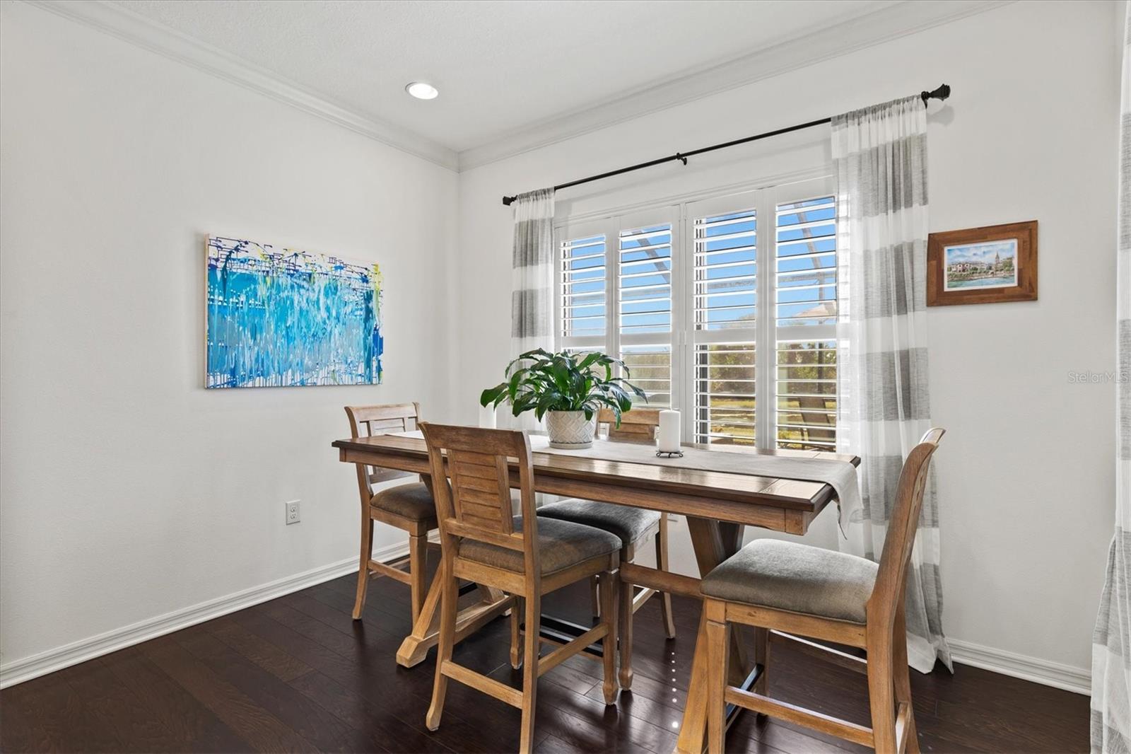 Image 18 of 83 For 351 Carlino Drive