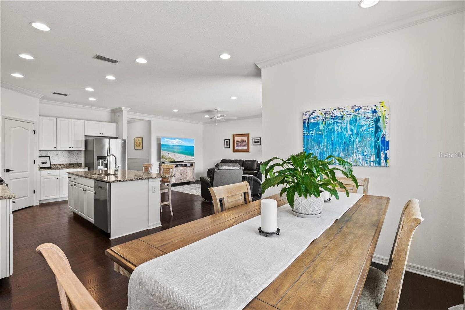 Image 19 of 83 For 351 Carlino Drive
