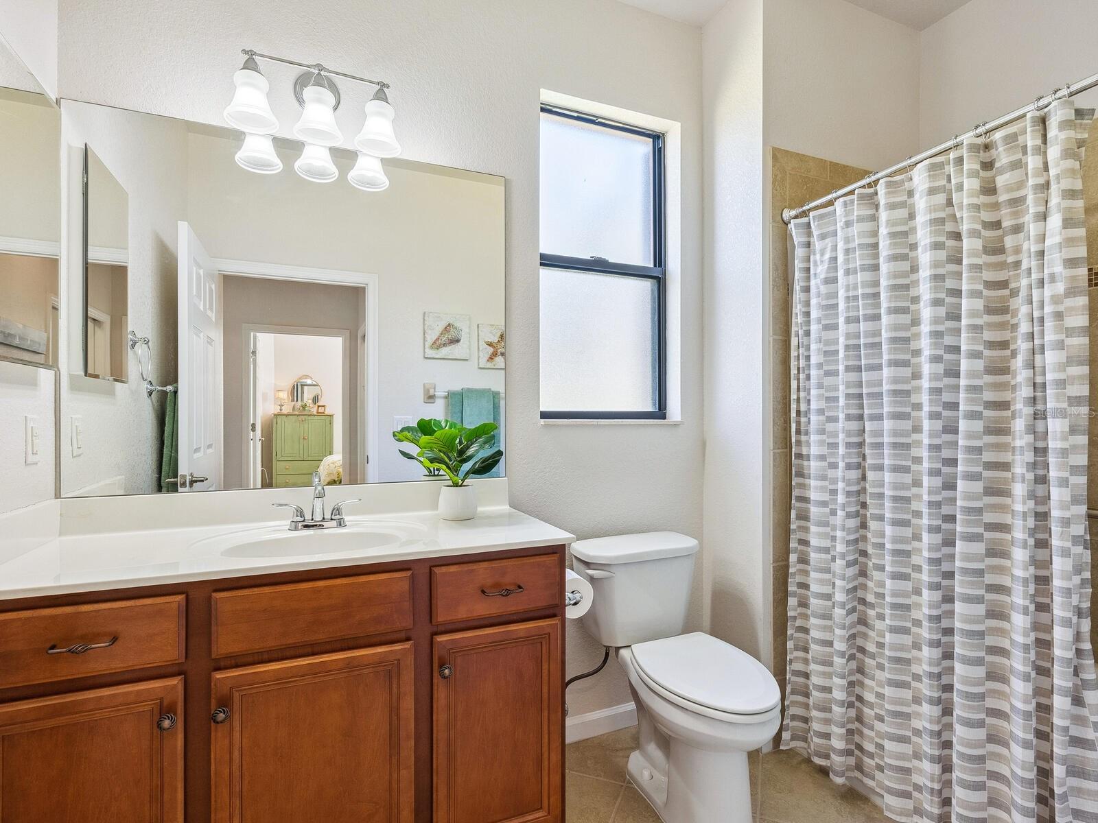 Image 20 of 37 For 1342 Maseno Drive