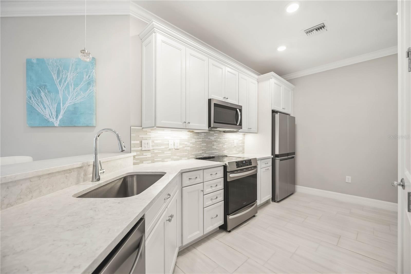 Image 15 of 65 For 13867 Vadini Street