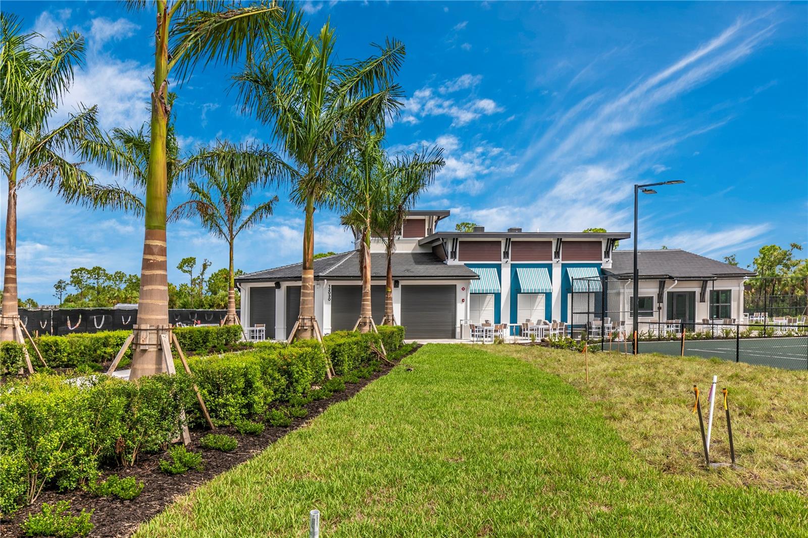 Image 16 of 32 For 17595 Opal Sand Drive 103