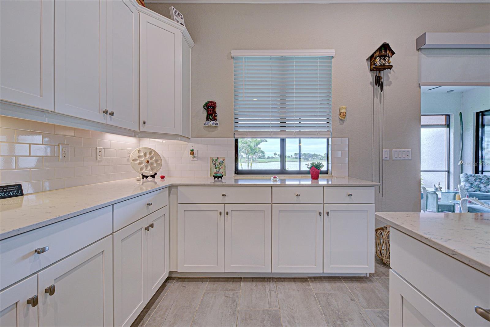 Image 18 of 93 For 23415 Waverly Circle