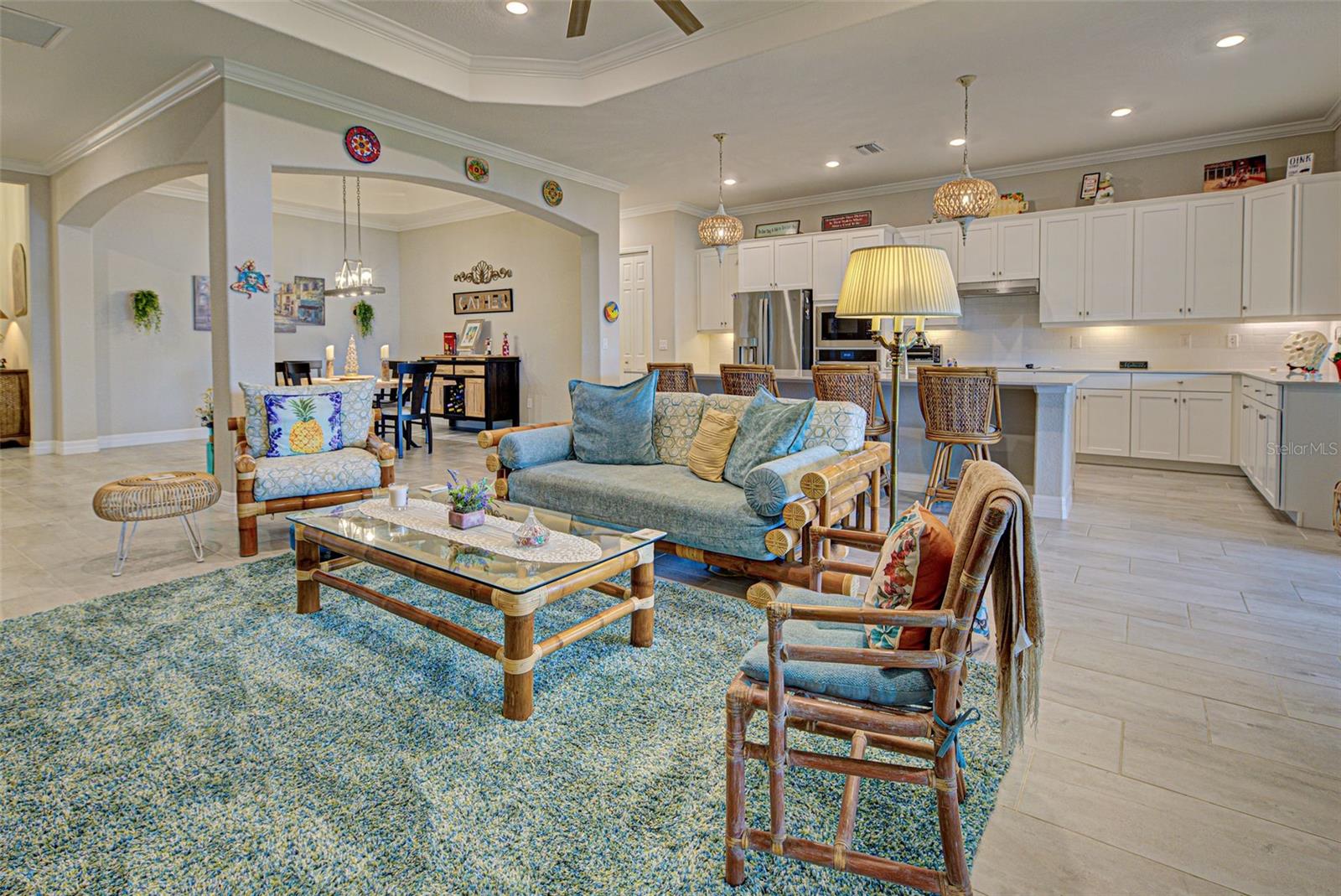 Image 19 of 93 For 23415 Waverly Circle
