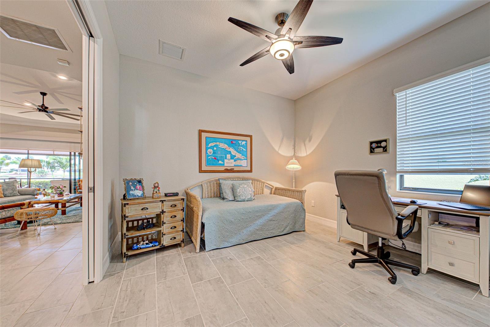 Image 23 of 93 For 23415 Waverly Circle