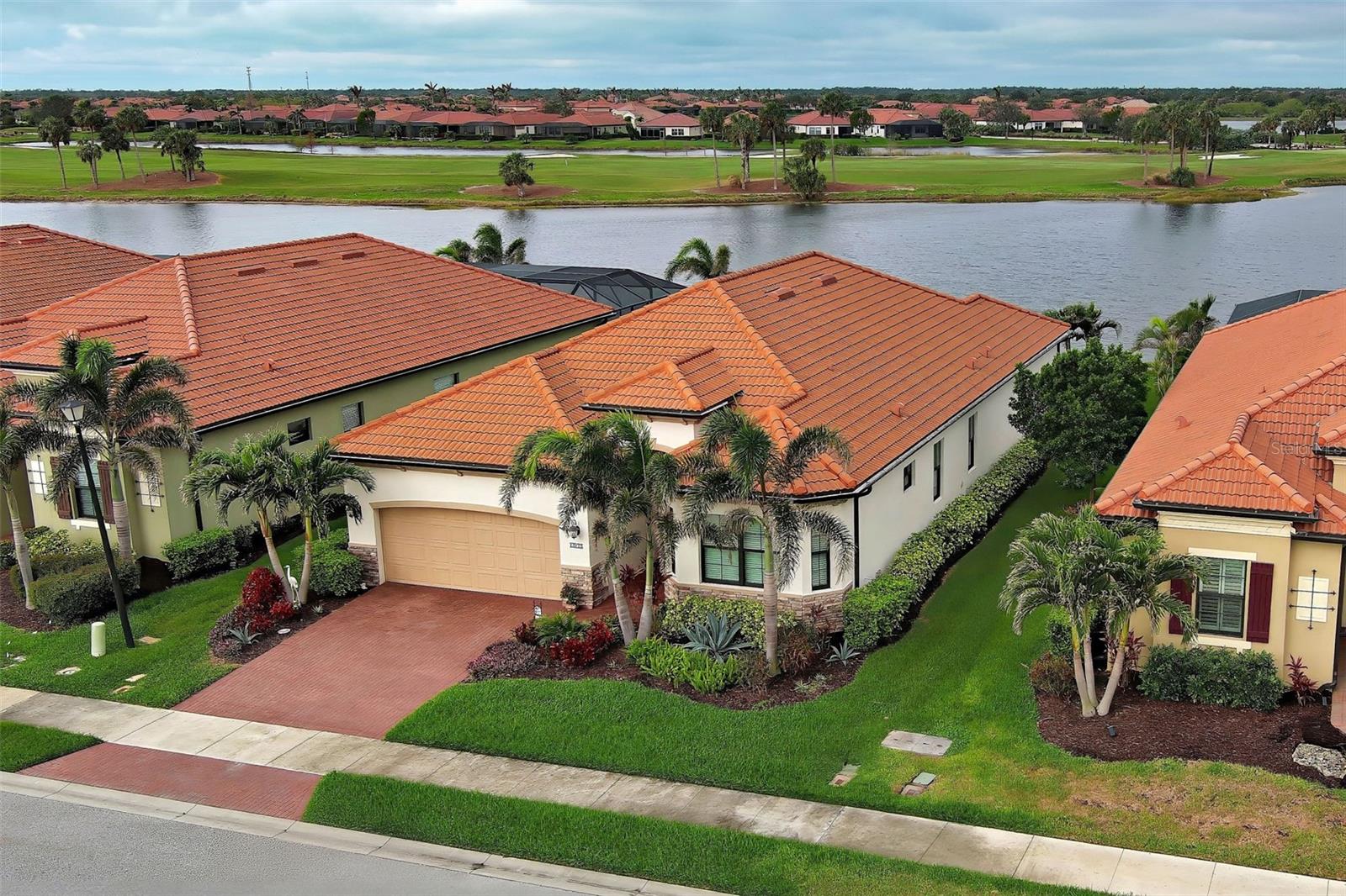 Image 3 of 93 For 23415 Waverly Circle