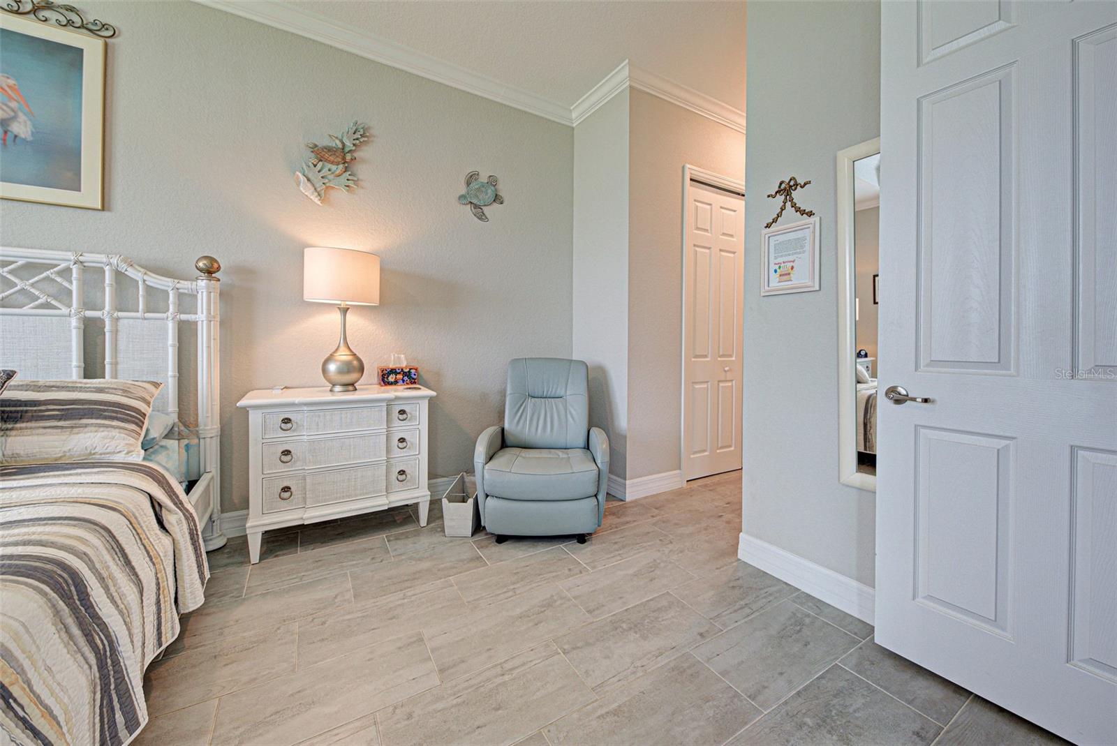 Image 31 of 93 For 23415 Waverly Circle