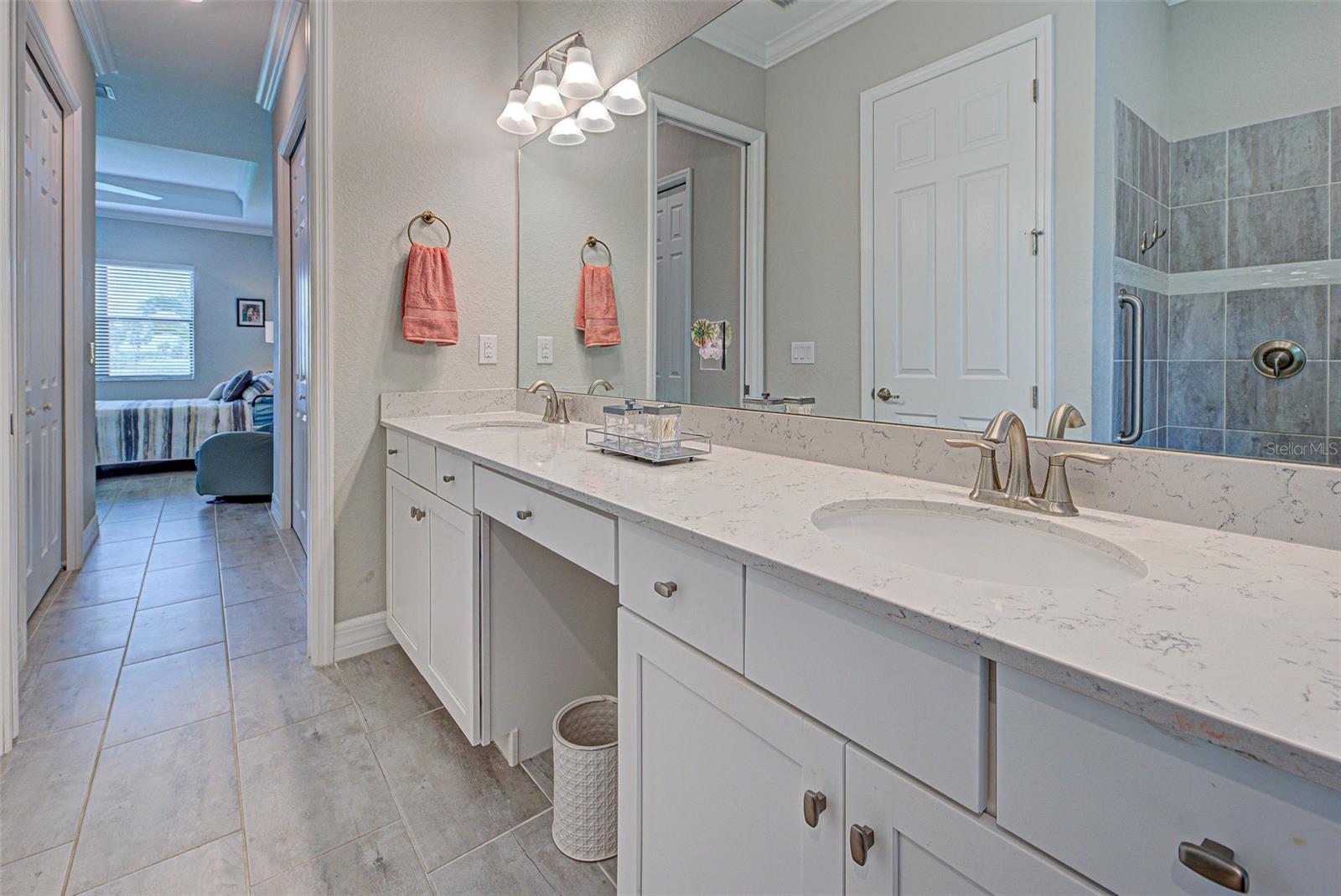 Image 32 of 93 For 23415 Waverly Circle