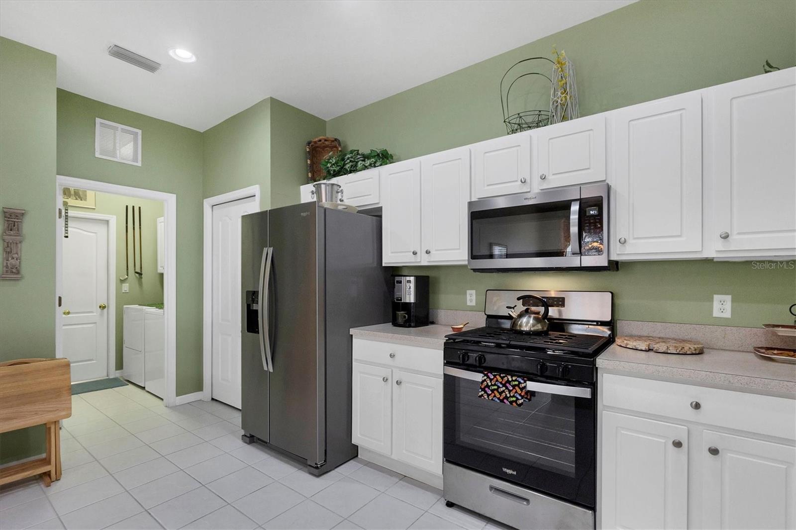 Image 17 of 62 For 4301 Whispering Oaks Drive