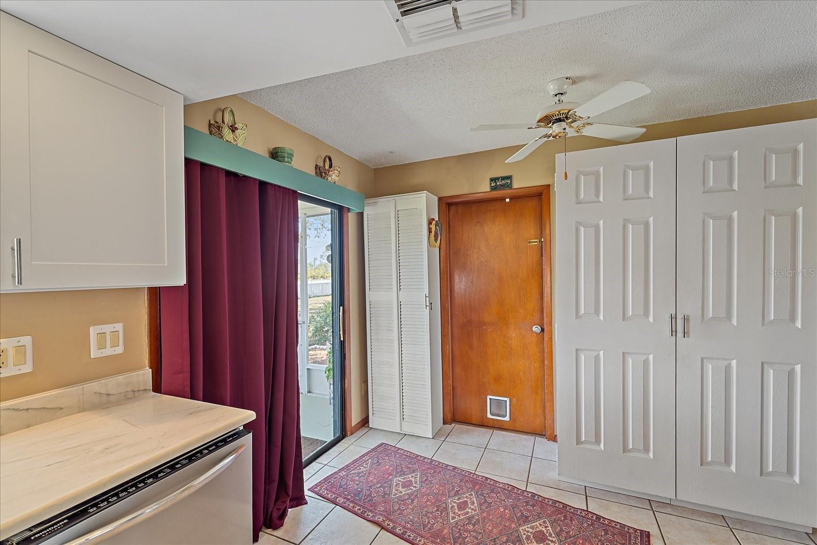 Image 4 of 24 For 8155 Mossborger Avenue