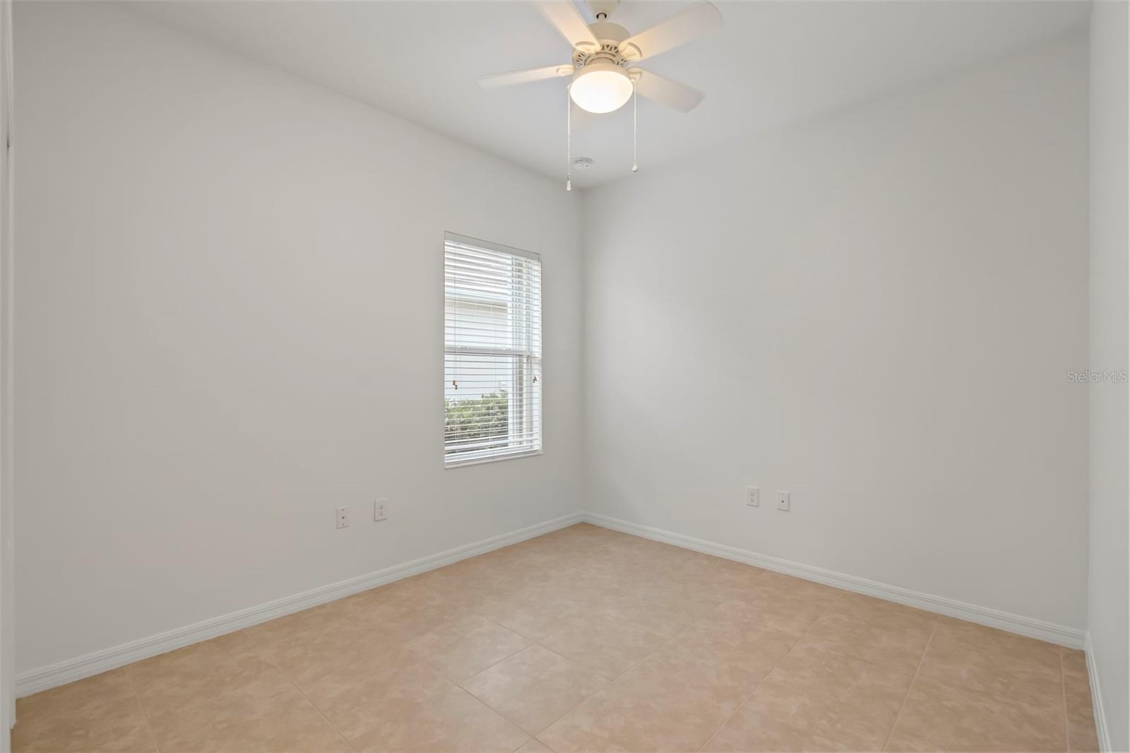 Image 21 of 59 For 11415 Fort Lauderdale Place
