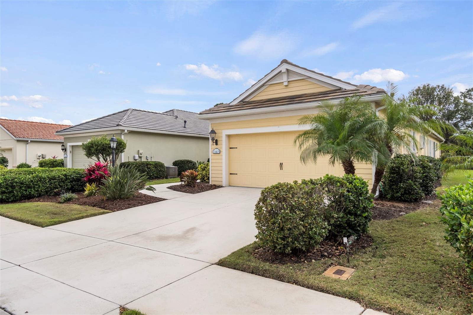 Image 32 of 59 For 11415 Fort Lauderdale Place