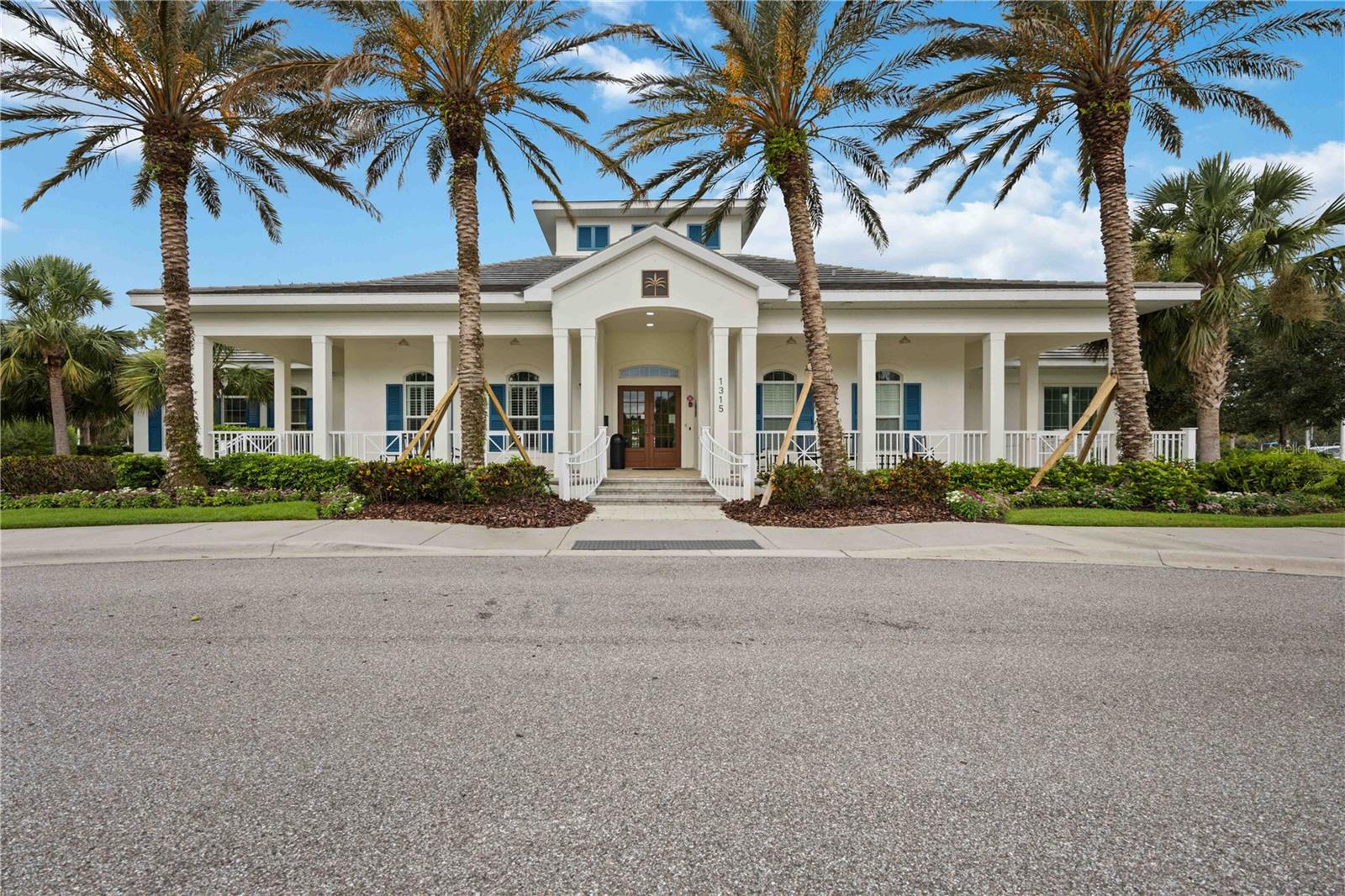Image 43 of 59 For 11415 Fort Lauderdale Place