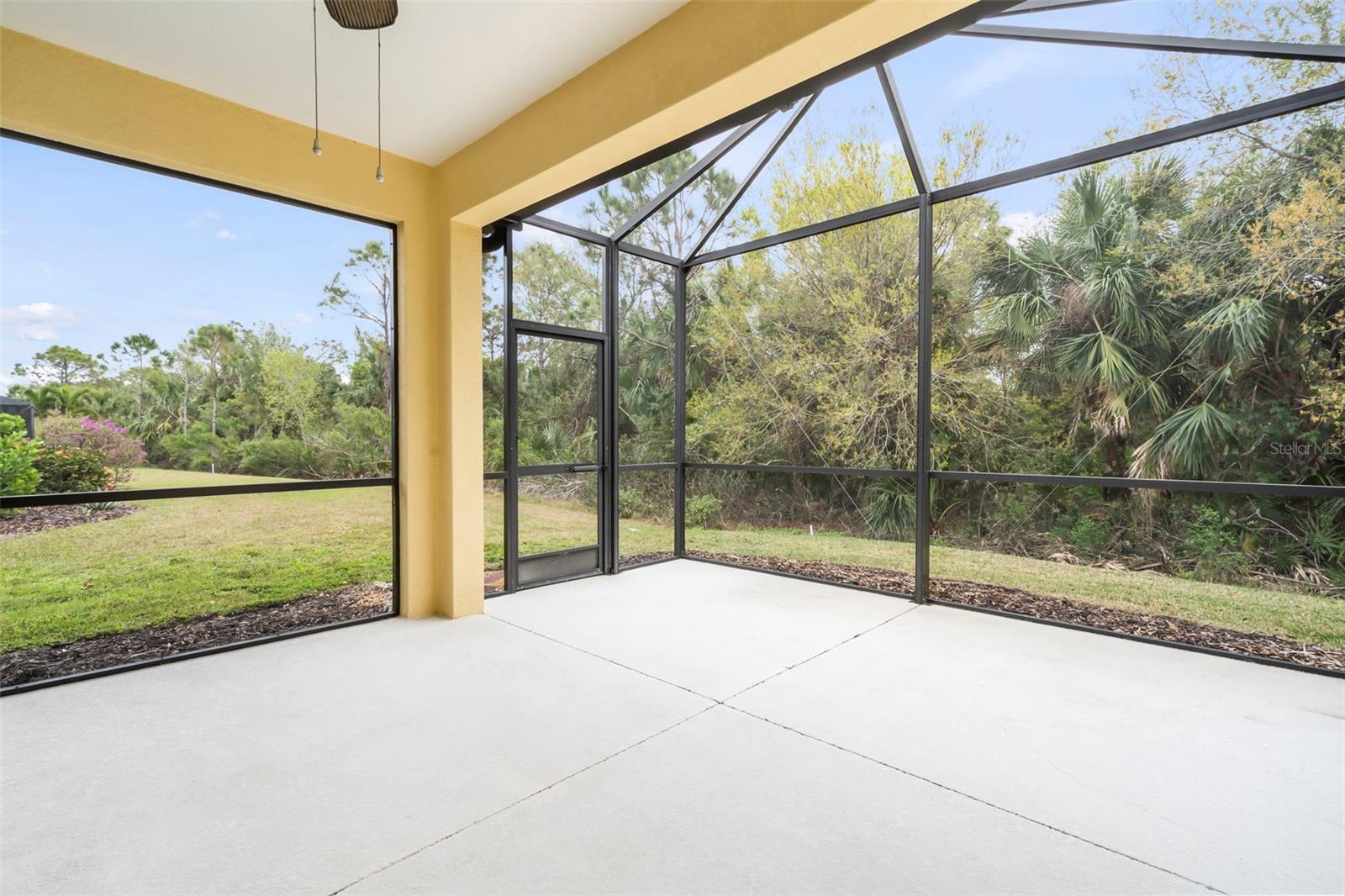 Image 7 of 59 For 11415 Fort Lauderdale Place