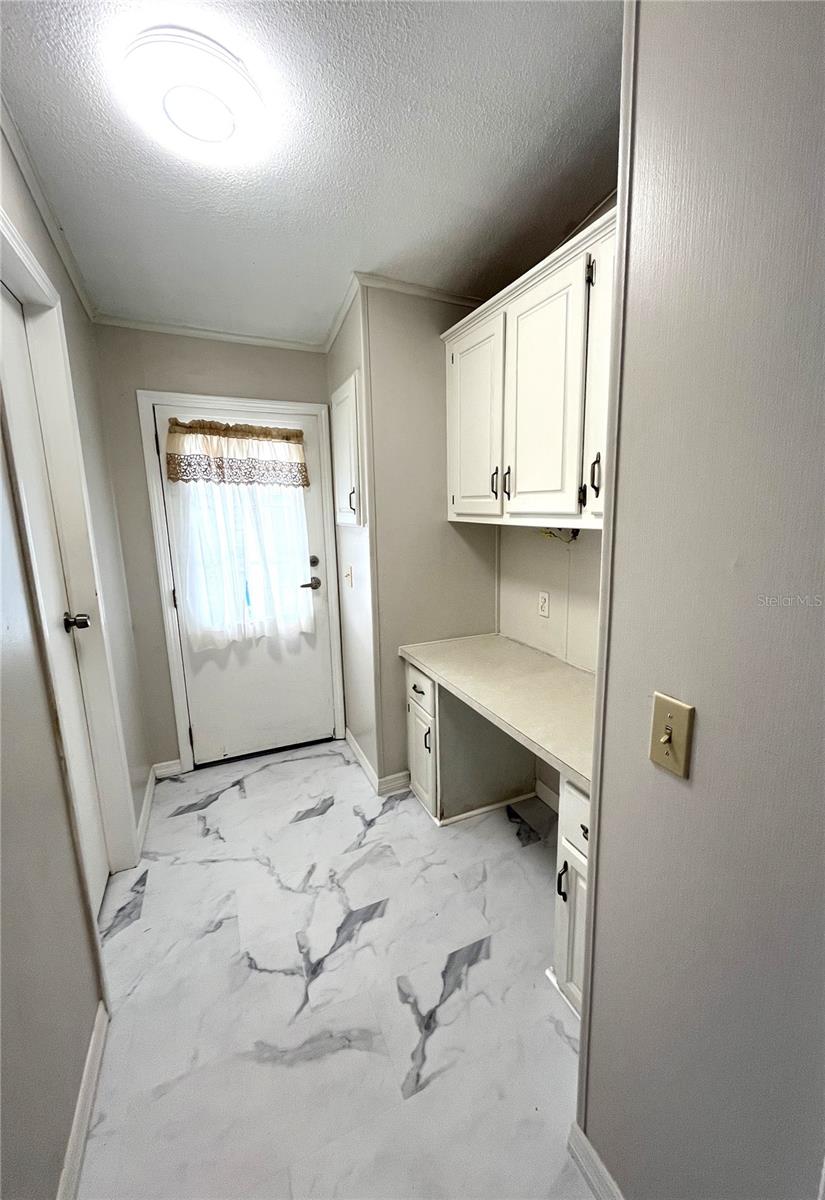 Image 11 of 76 For 495 Schooner Street