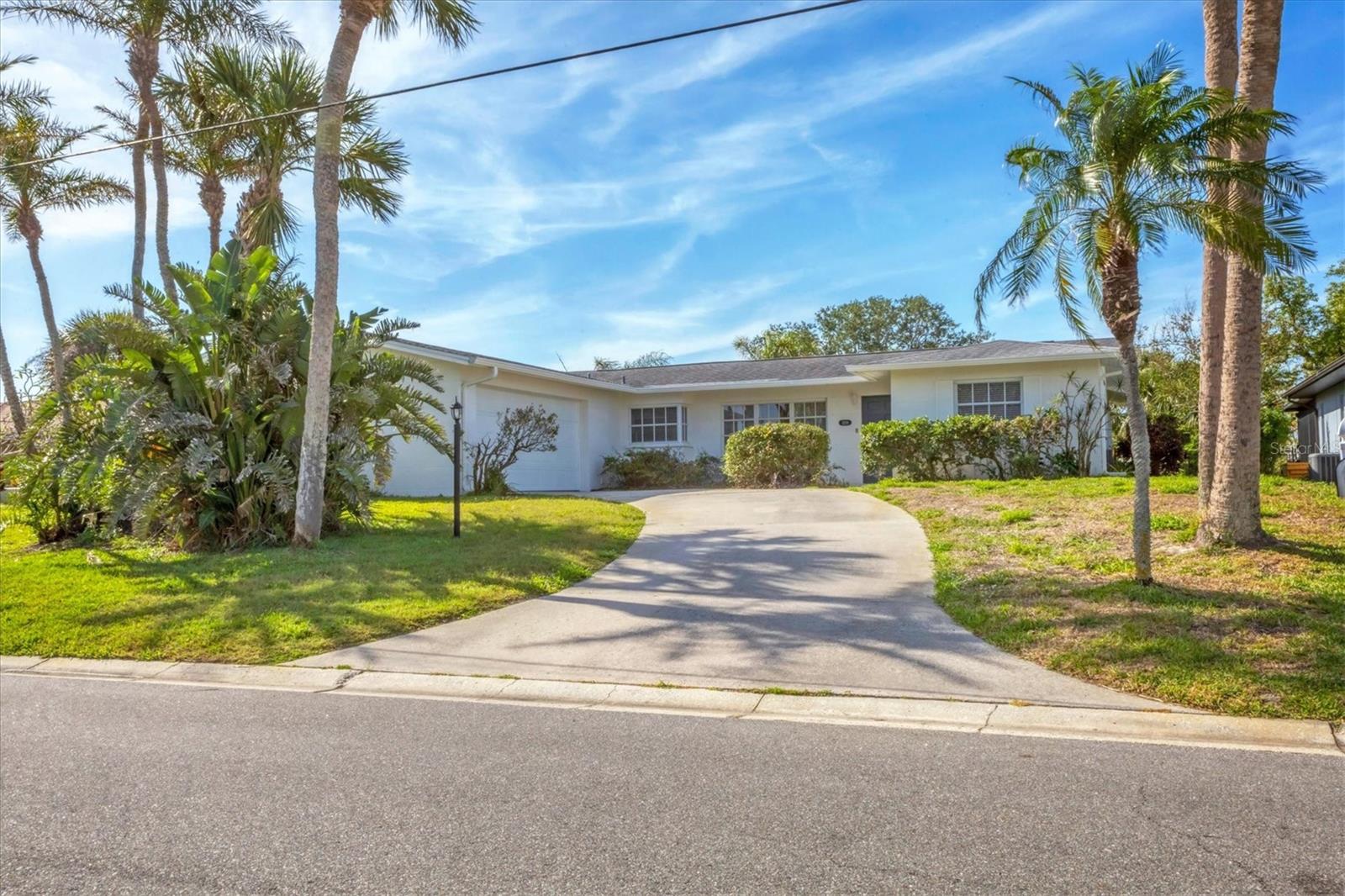 Details for 1220 Lakeside Drive, VENICE, FL 34293