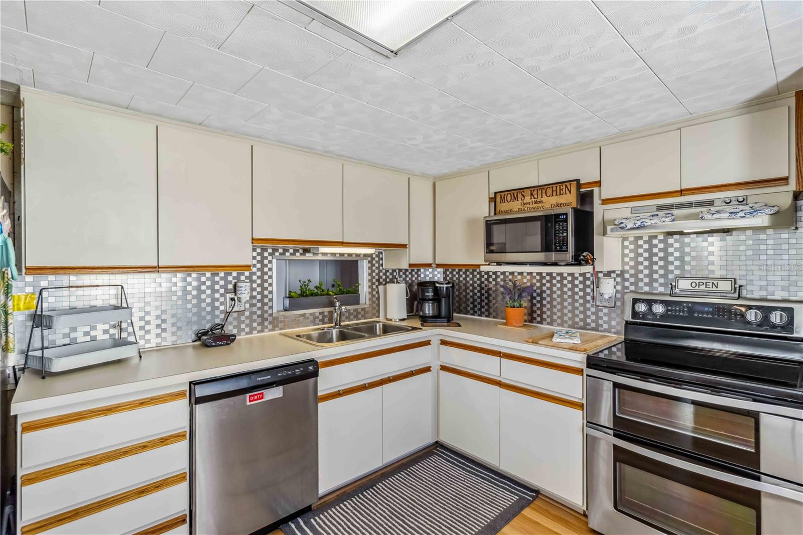 Image 15 of 46 For 508 Blackburn Boulevard