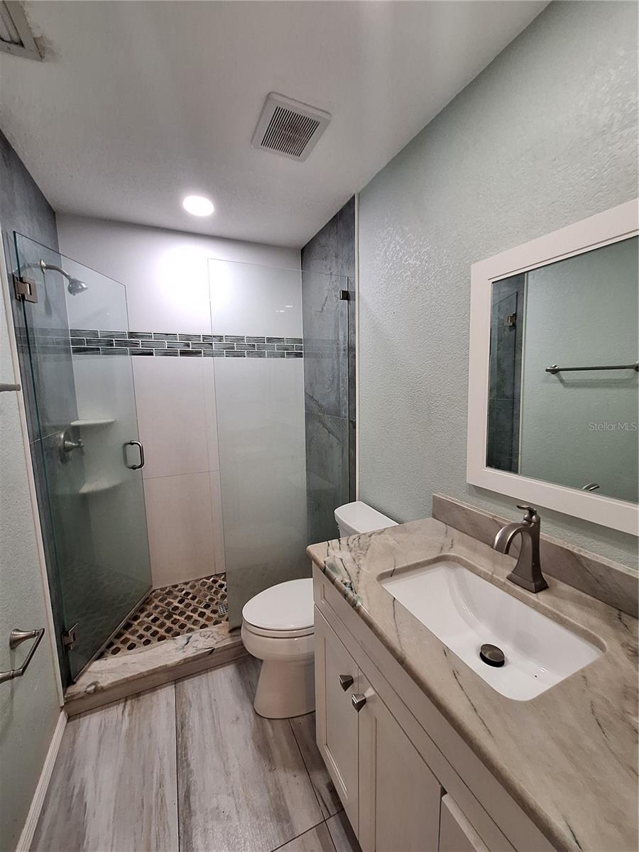 Image 11 of 20 For 9439 Acco Avenue B