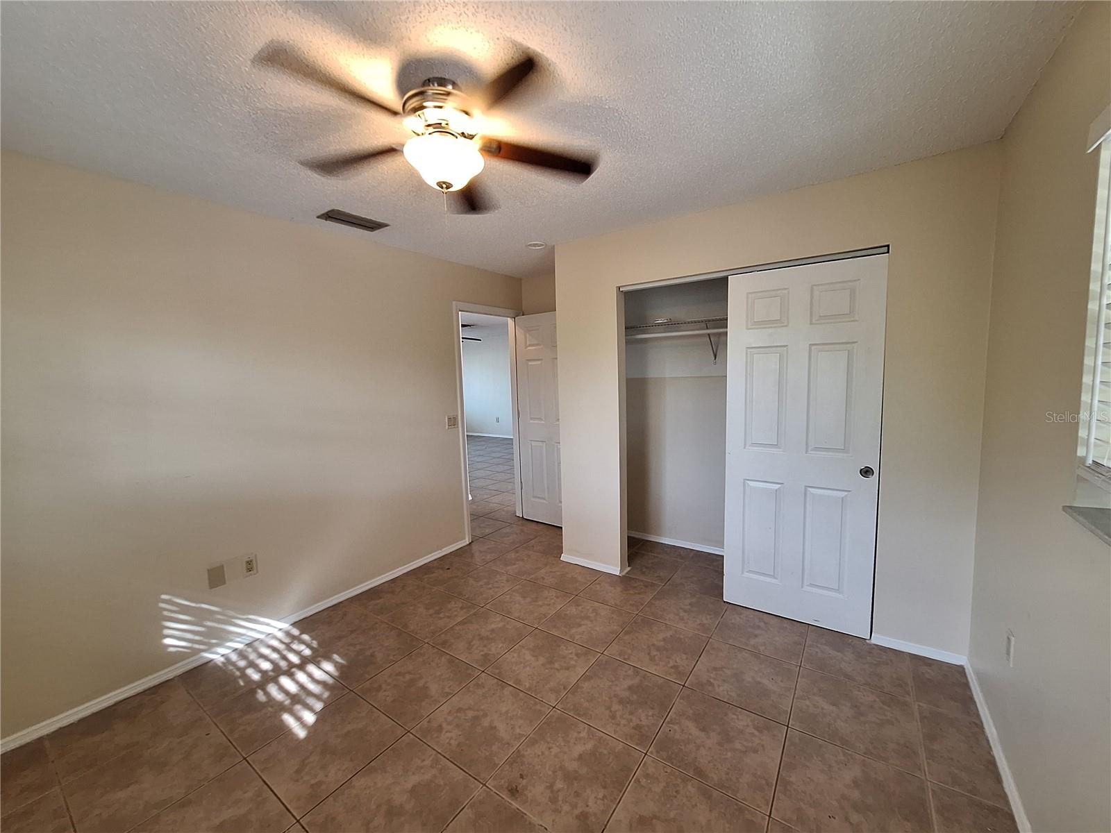 Image 13 of 20 For 9439 Acco Avenue B