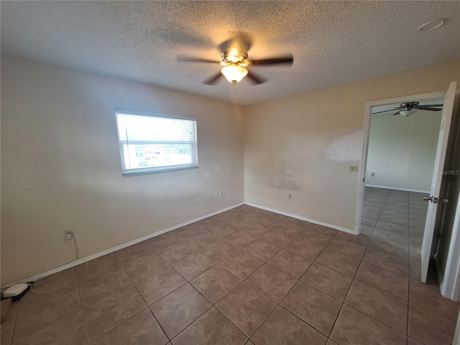 Image 8 of 20 For 9439 Acco Avenue B