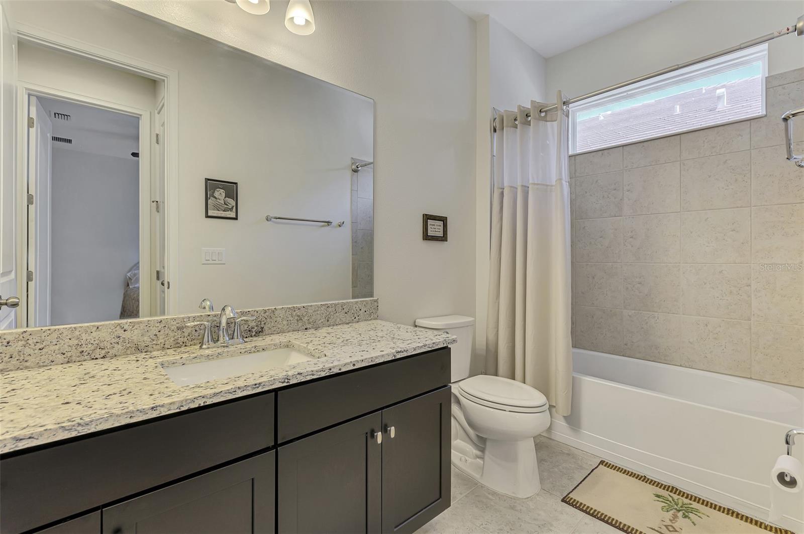 Image 32 of 40 For 11810 Tapestry Lane