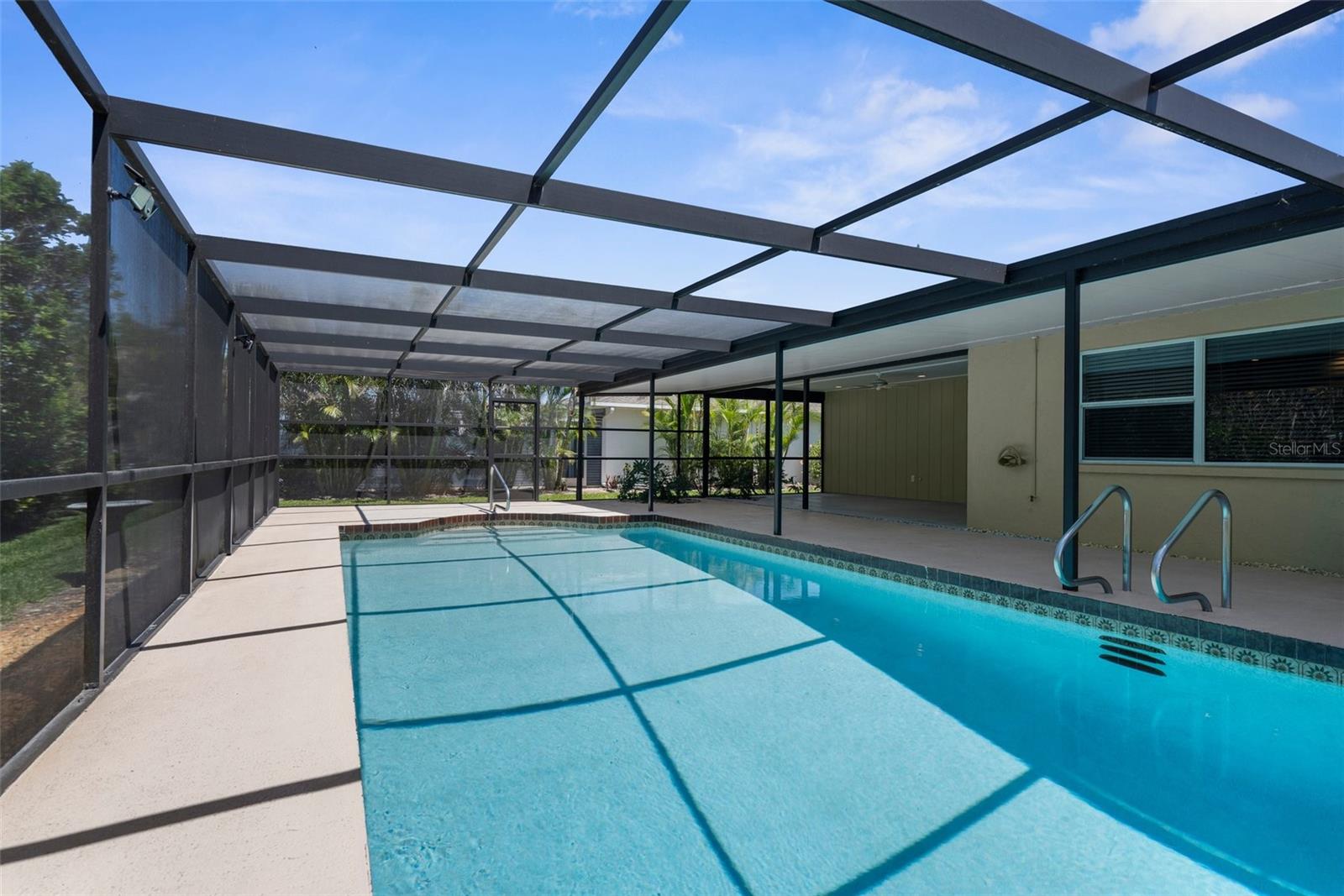 Image 32 of 61 For 1726 Claw Court