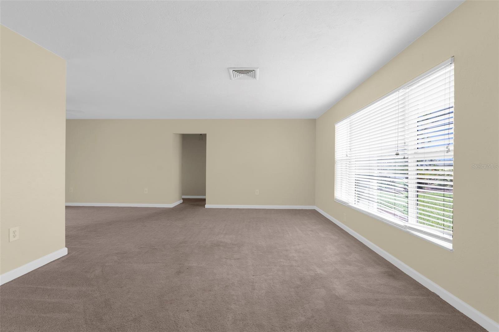 Image 6 of 61 For 1726 Claw Court