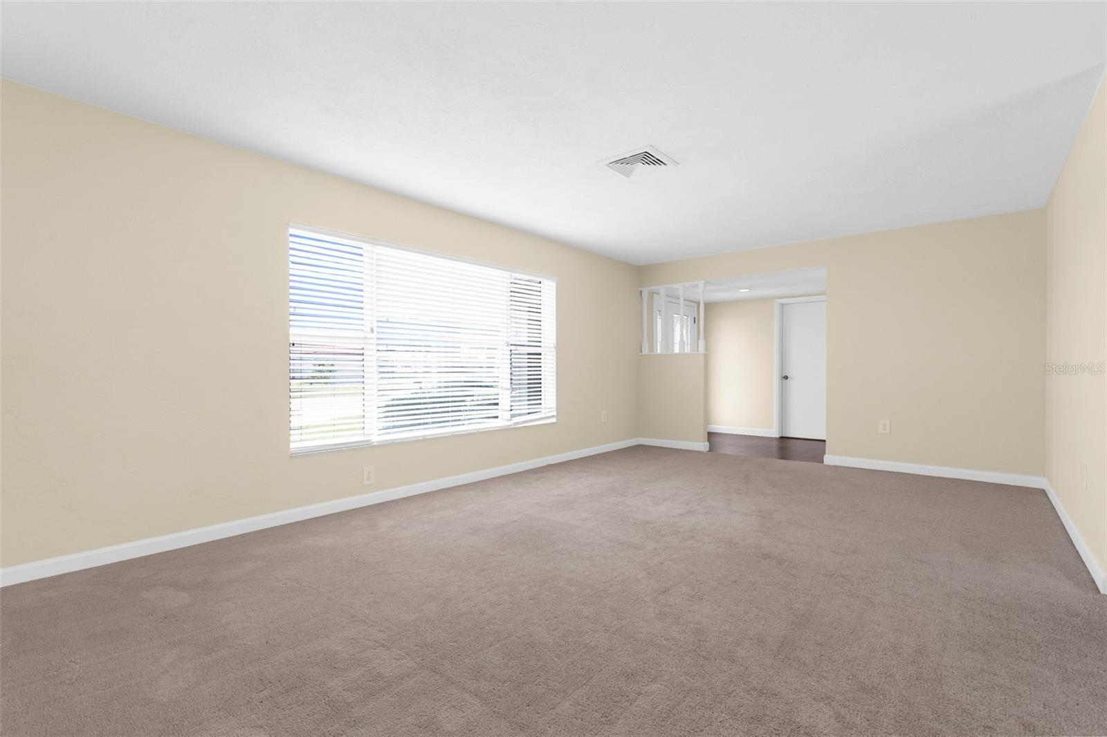 Image 7 of 61 For 1726 Claw Court